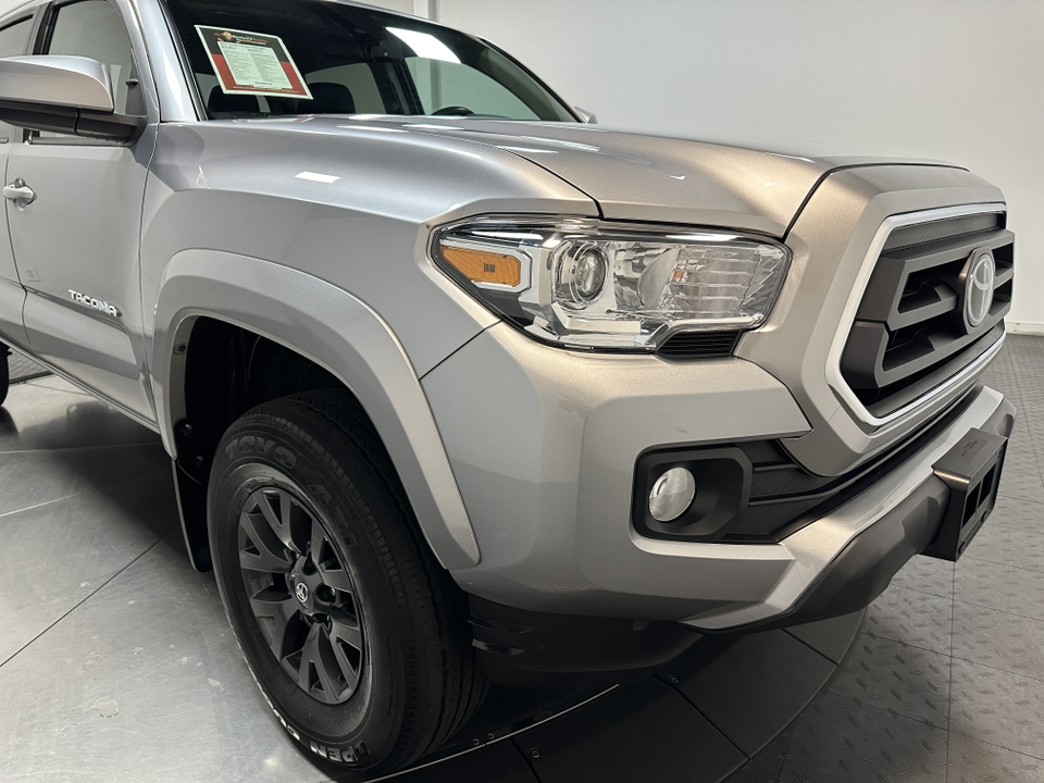 2021 Toyota Tacoma 4WD SR5 3