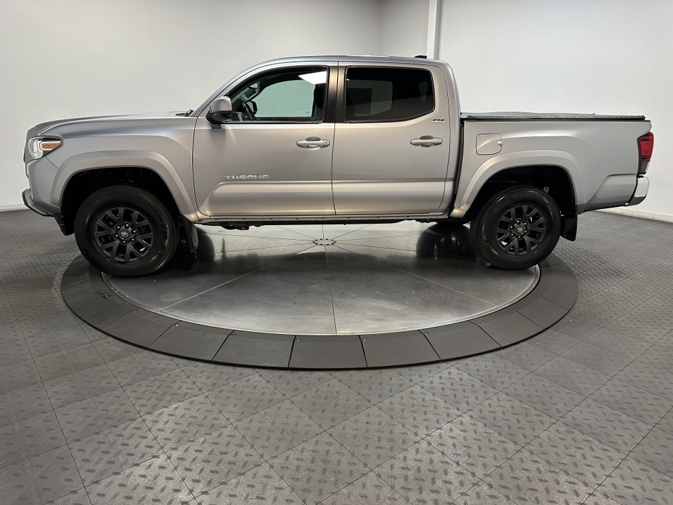 2021 Toyota Tacoma 4WD SR5 8