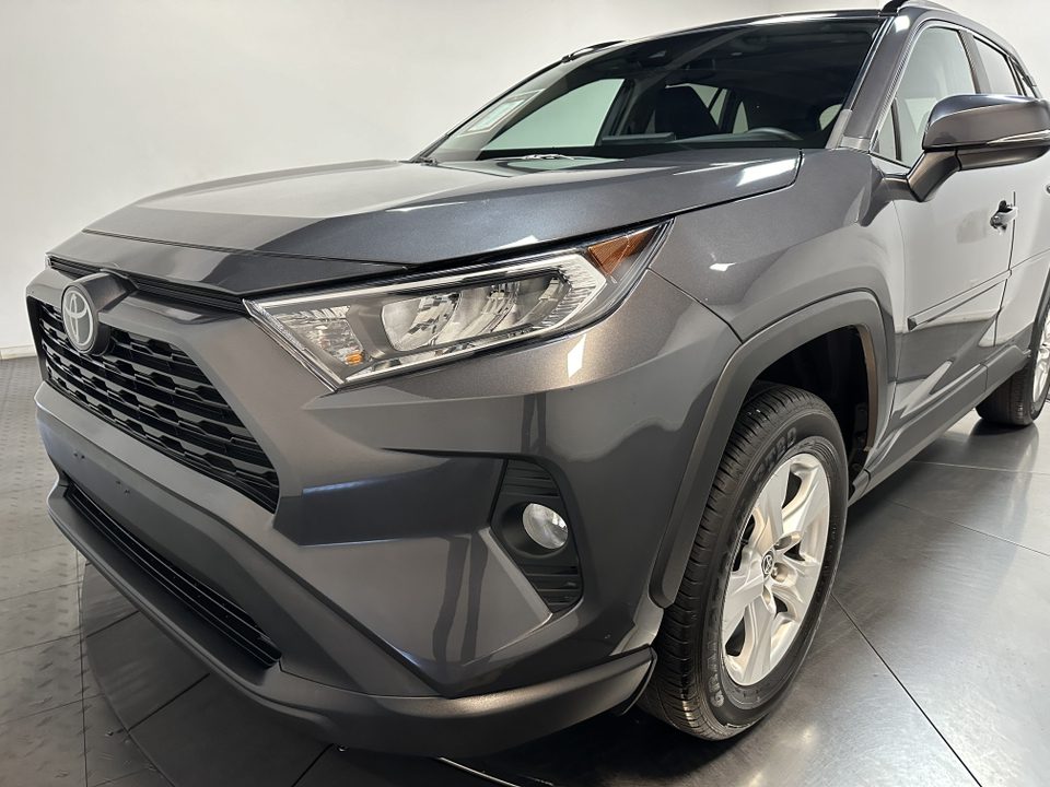 2021 Toyota RAV4 XLE 7