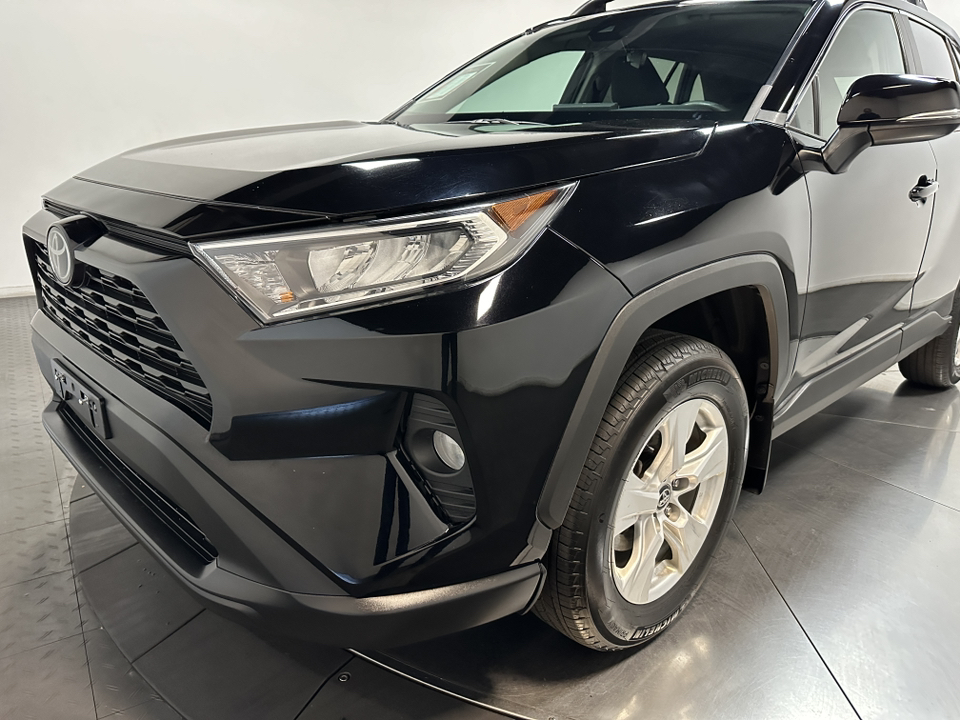 2021 Toyota RAV4 XLE 7