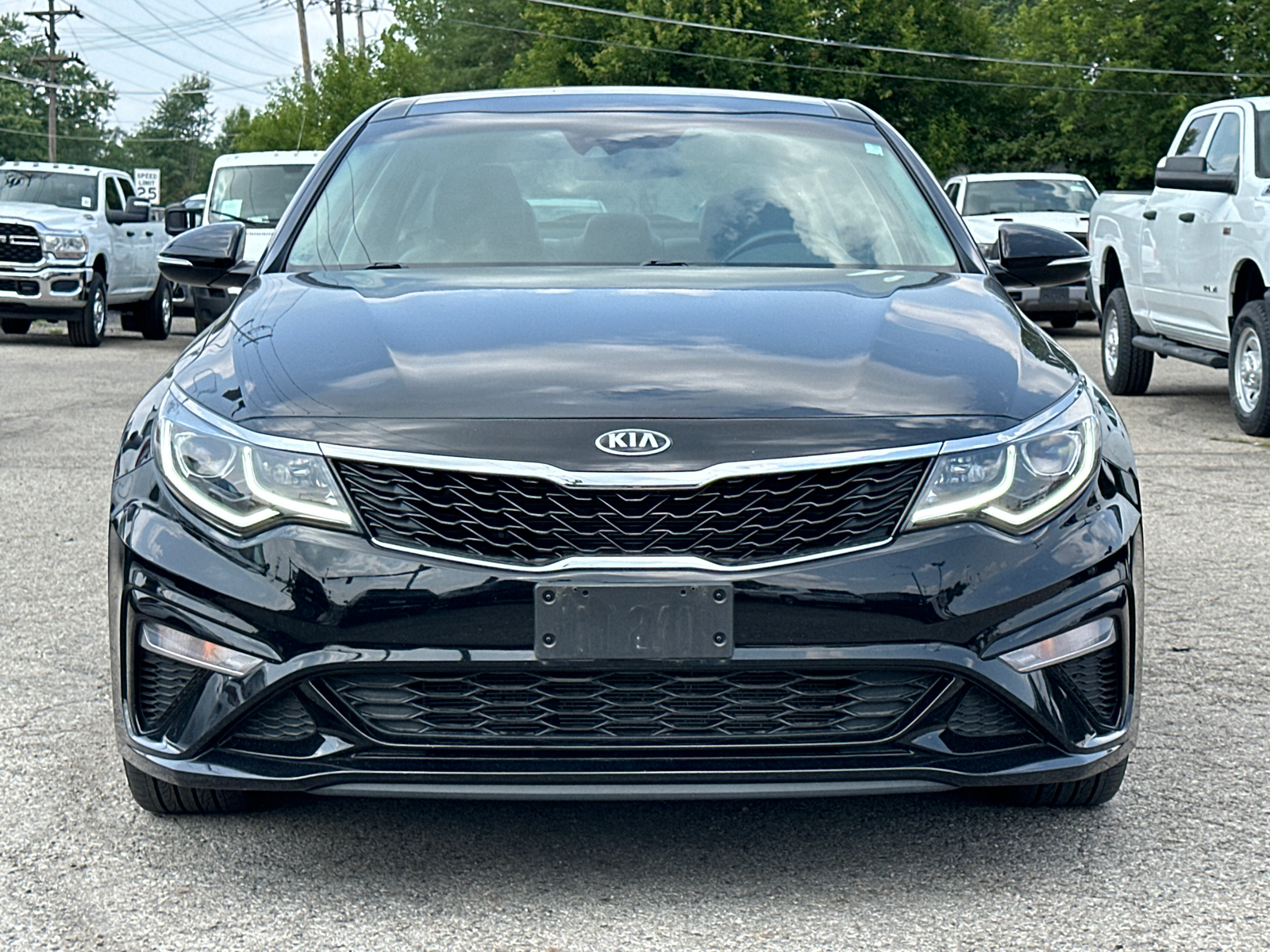 2020 Kia Optima SE 32