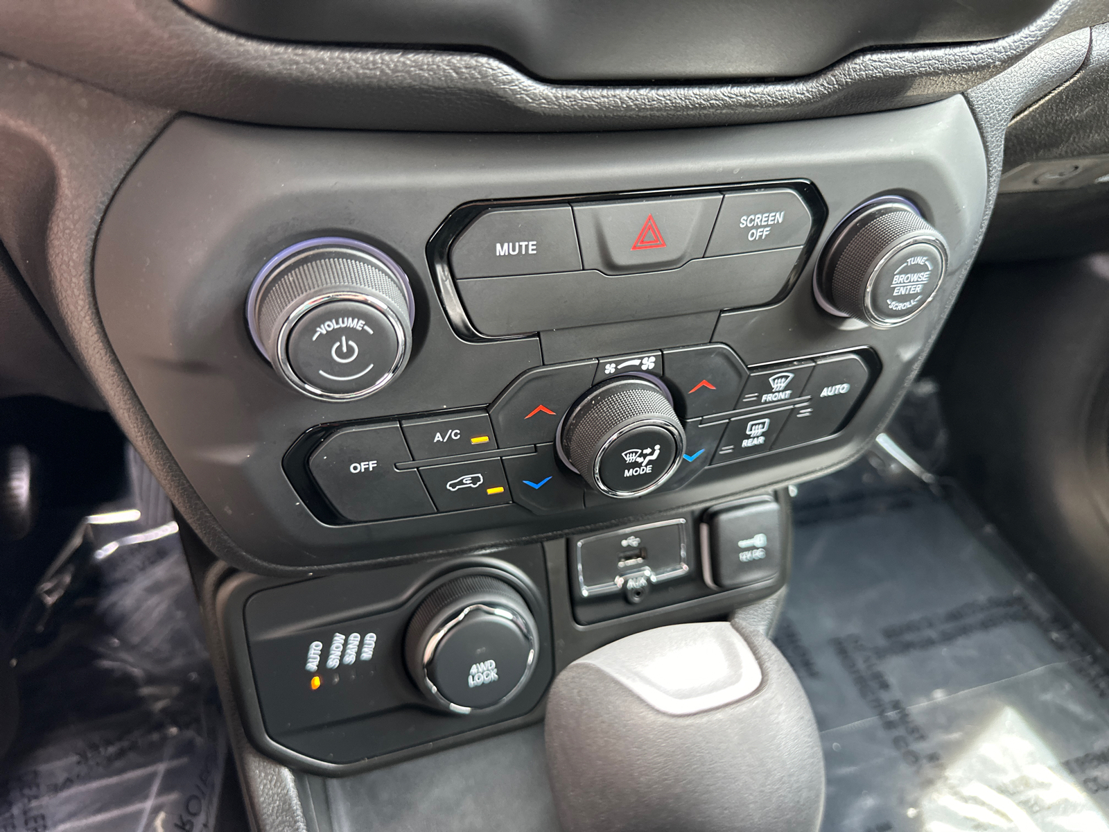2018 Jeep Renegade Latitude 21