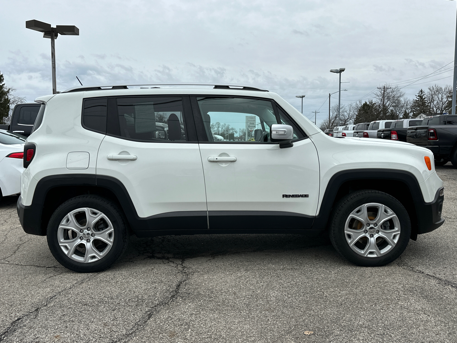 2017 Jeep Renegade Limited 2