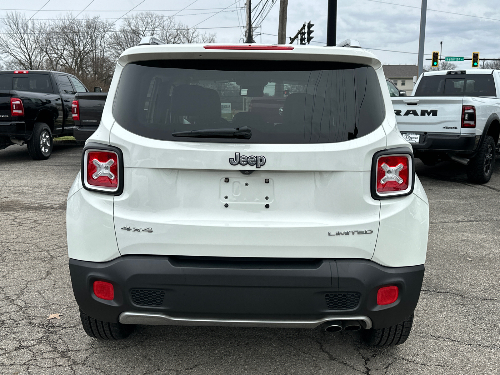 2017 Jeep Renegade Limited 31