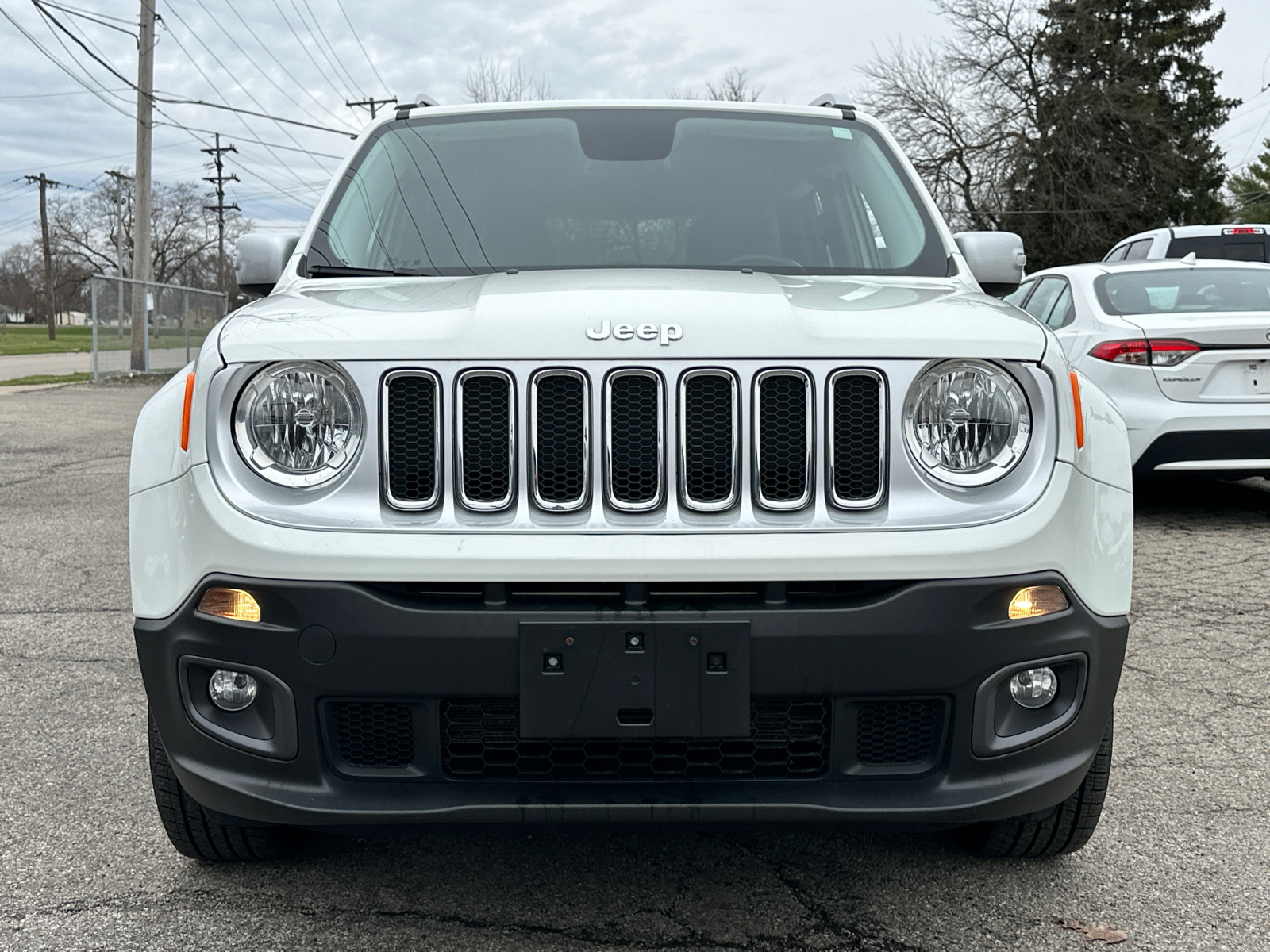 2017 Jeep Renegade Limited 32