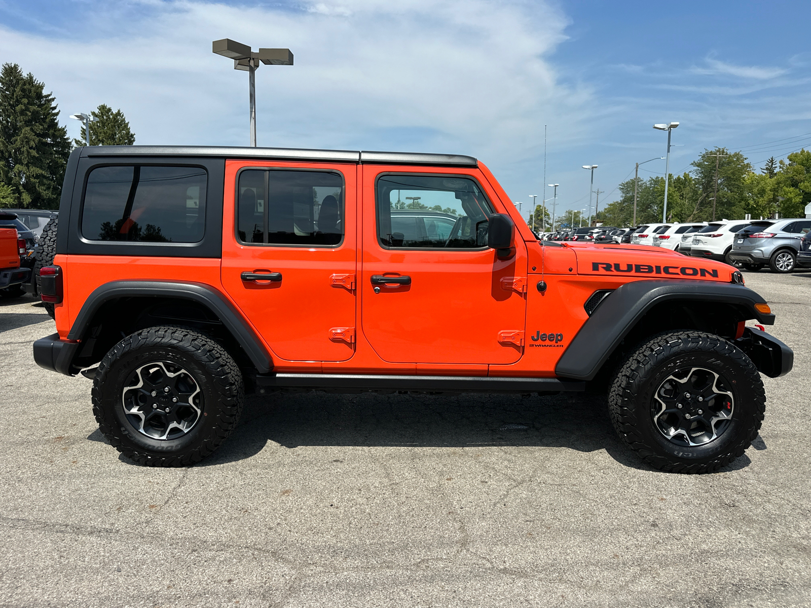 2023 Jeep Wrangler Rubicon 2