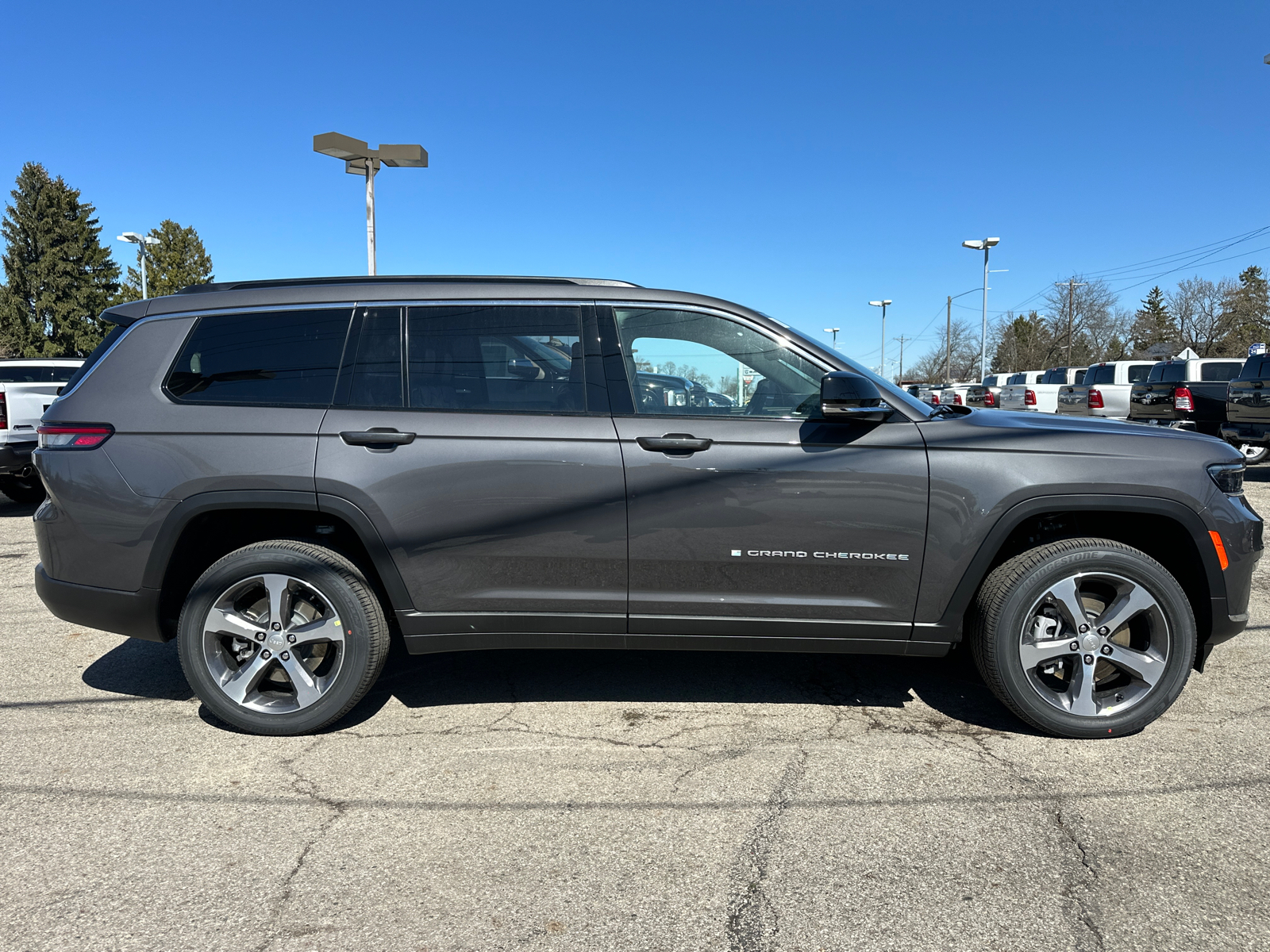 2024 Jeep Grand Cherokee L Limited 2