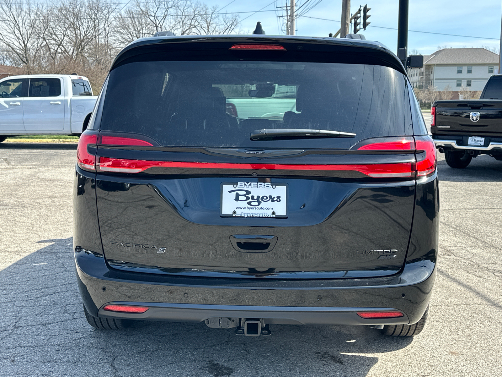 2024 Chrysler Pacifica Limited 35