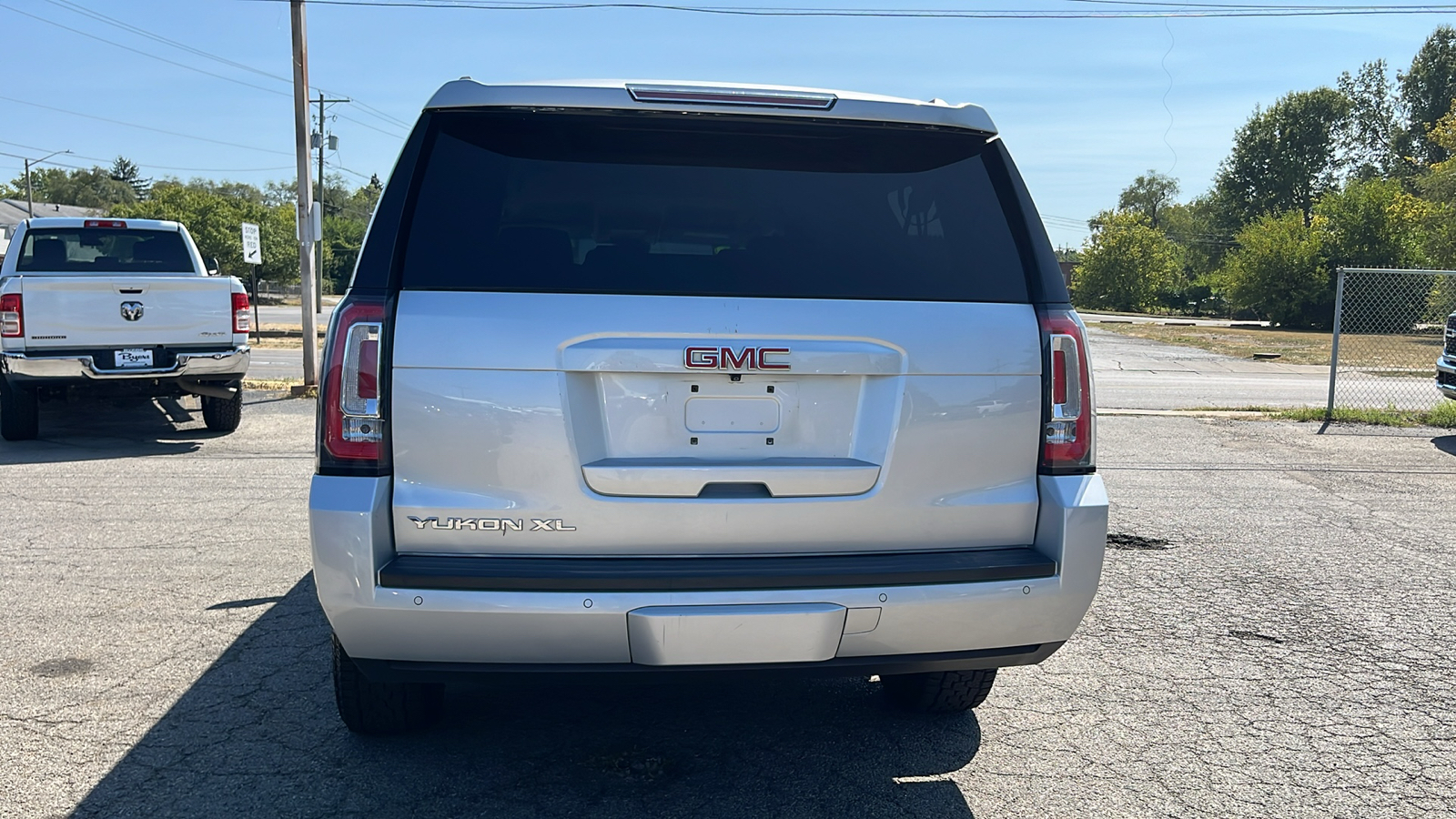 2015 GMC Yukon XL SLT 4