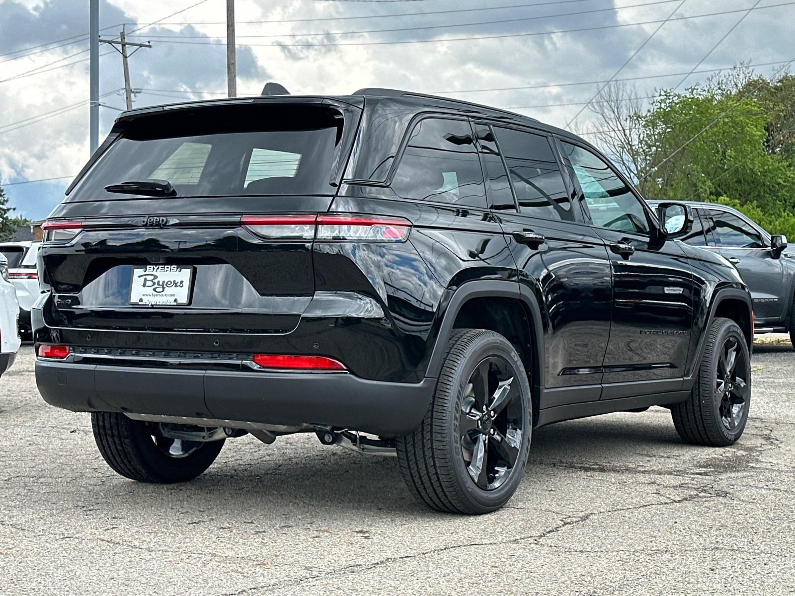 2024 Jeep Grand Cherokee Altitude 3