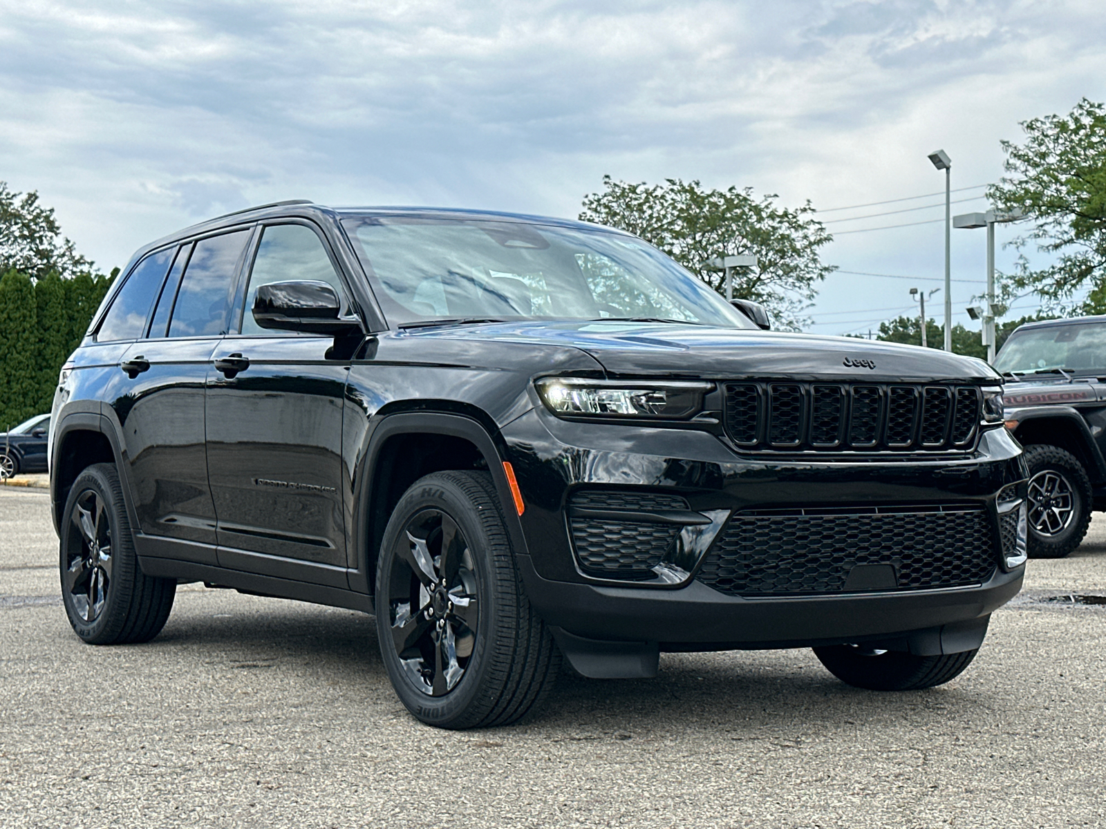 2024 Jeep Grand Cherokee Altitude X 1