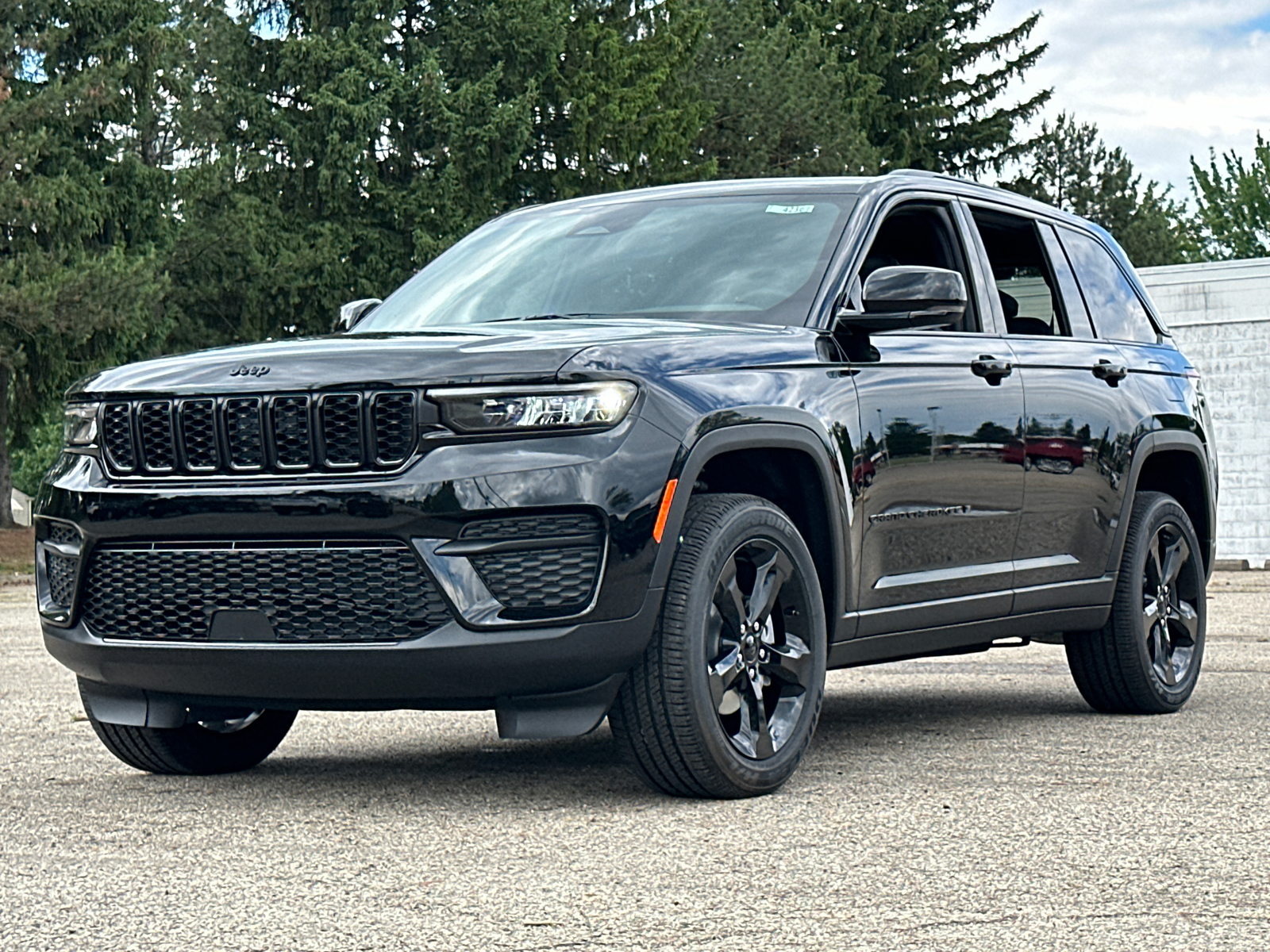 2024 Jeep Grand Cherokee Altitude X 5