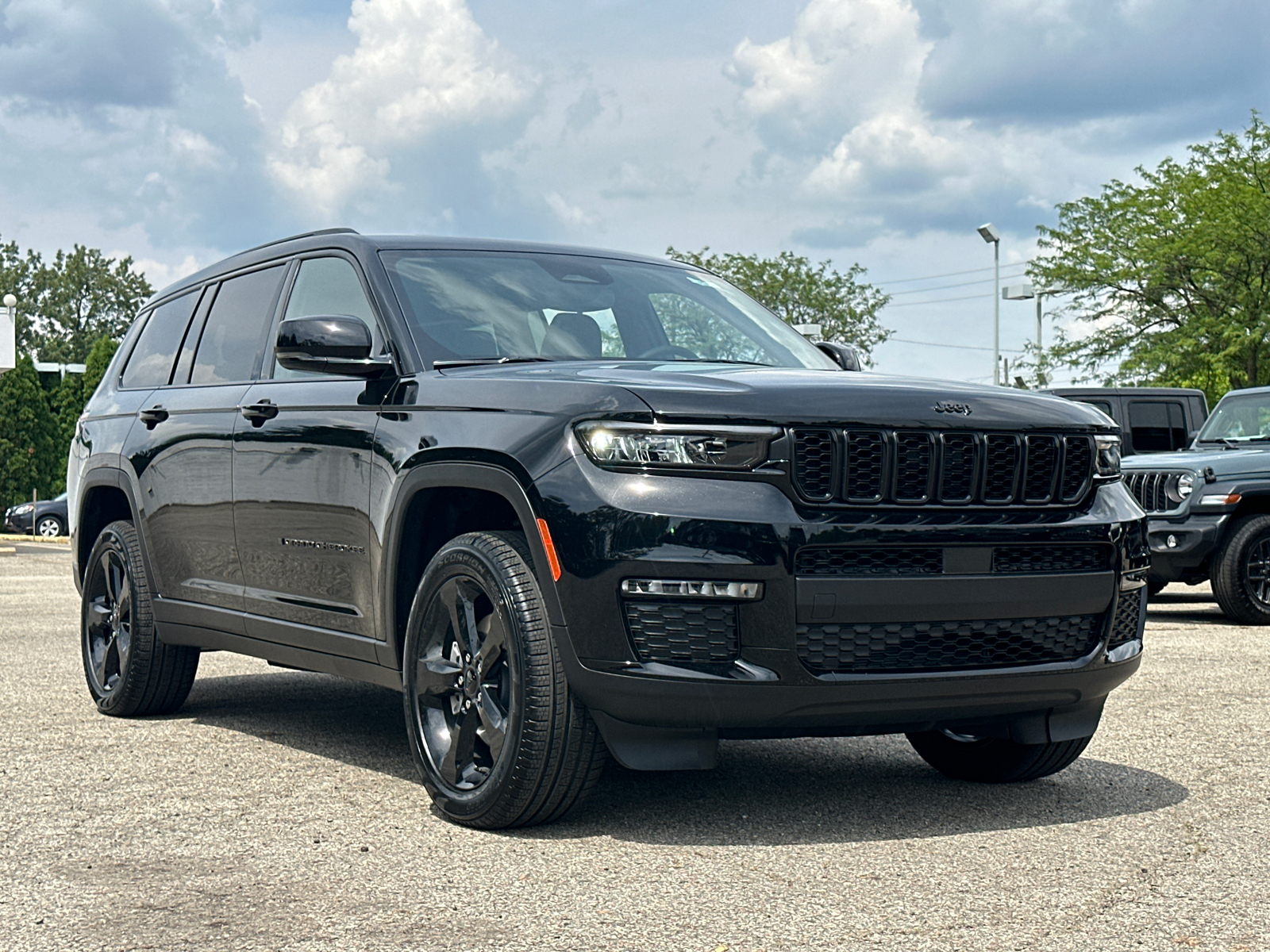 2024 Jeep Grand Cherokee L Limited 1