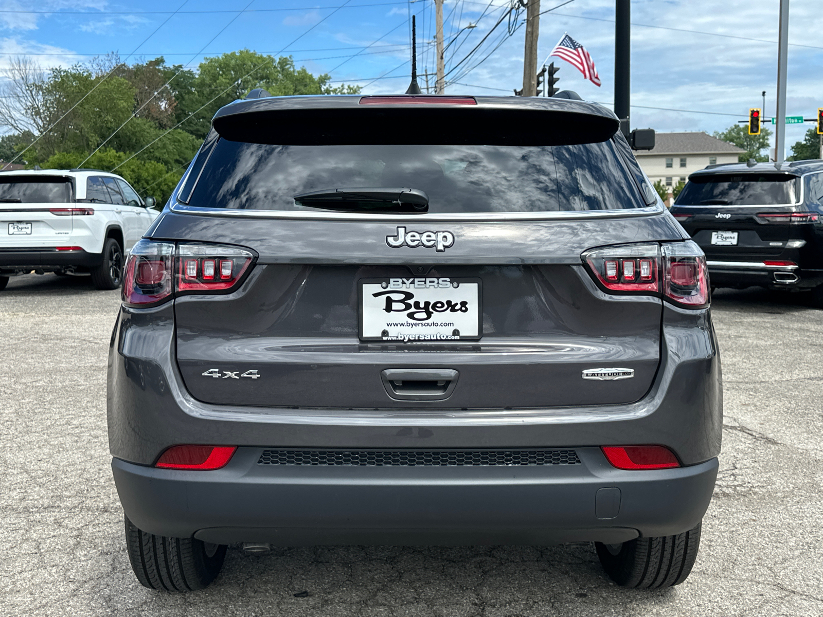 2024 Jeep Compass Latitude Lux 32