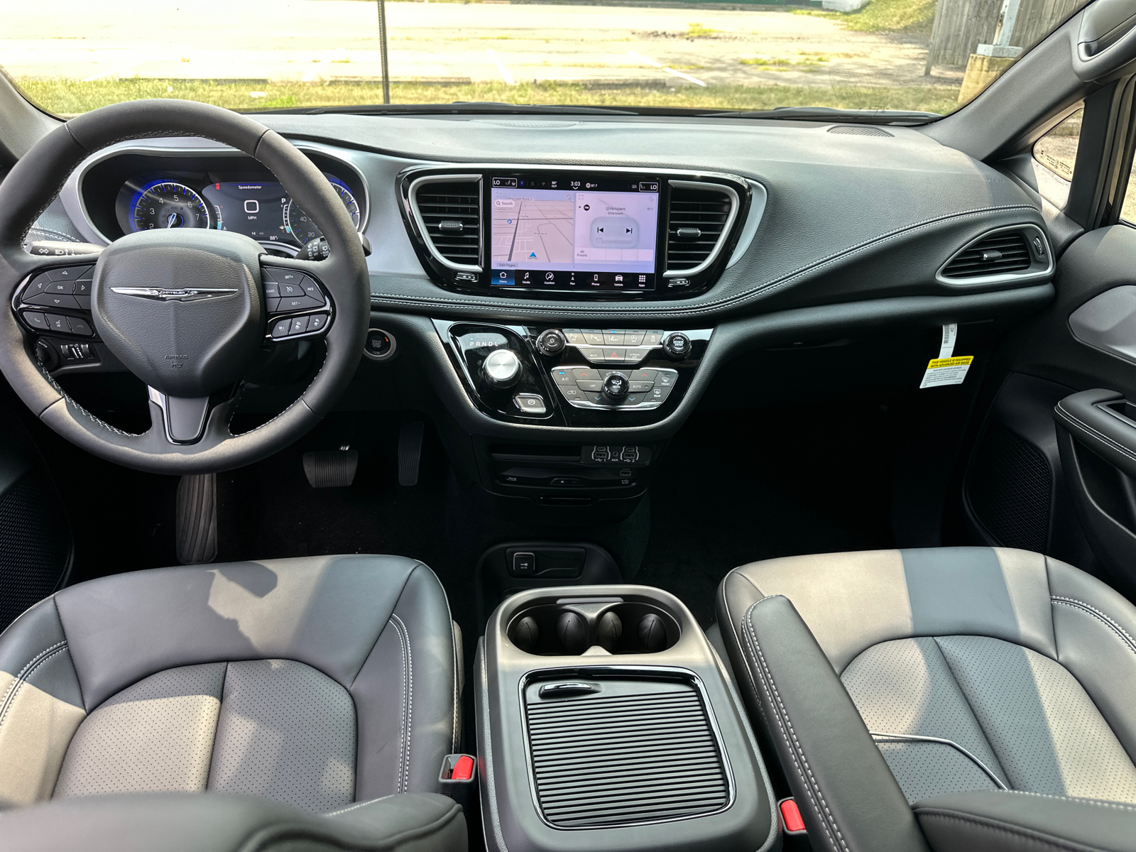 2024 Chrysler Pacifica Touring L 7