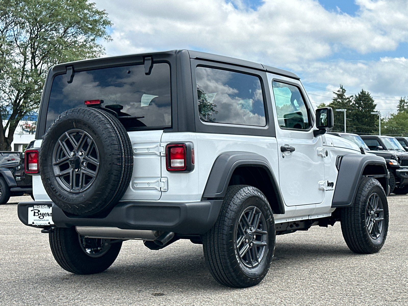 2024 Jeep Wrangler Sport S 3