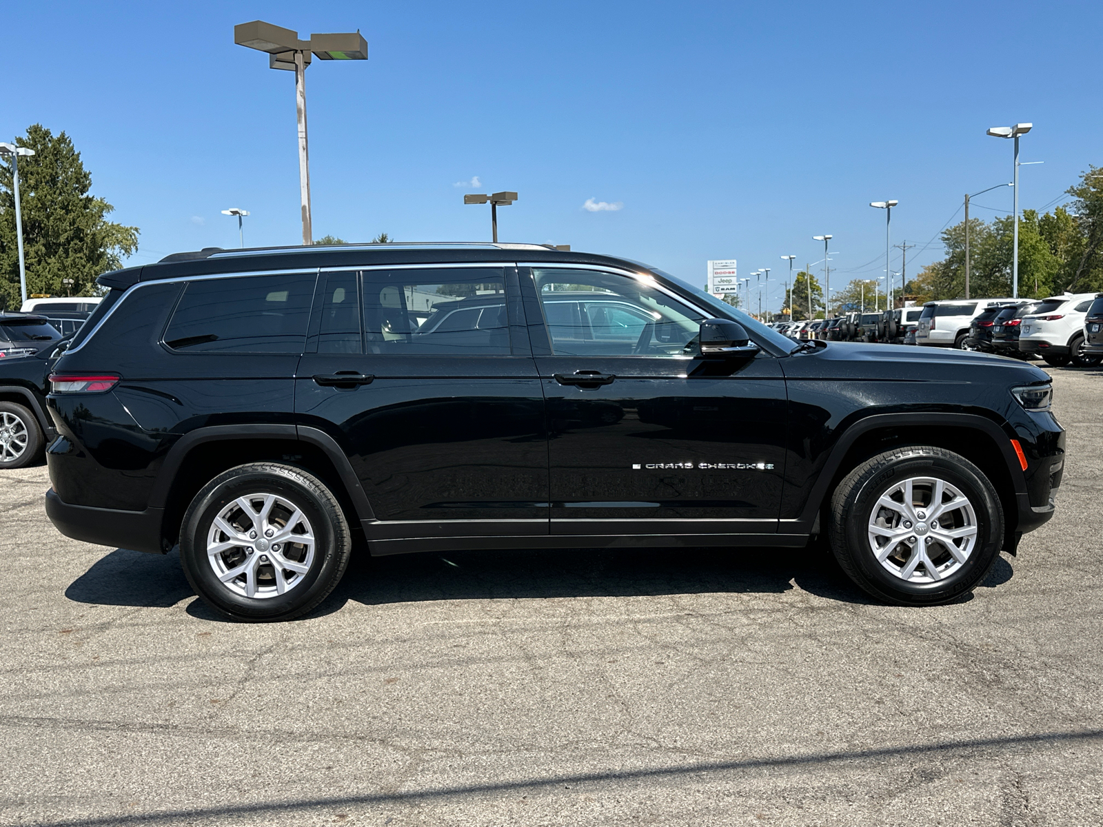 2022 Jeep Grand Cherokee L Limited 2