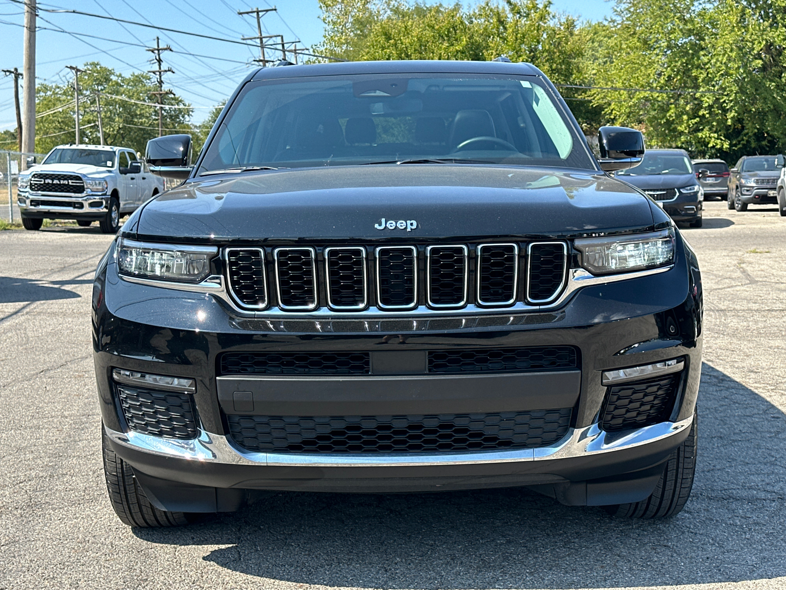 2022 Jeep Grand Cherokee L Limited 35