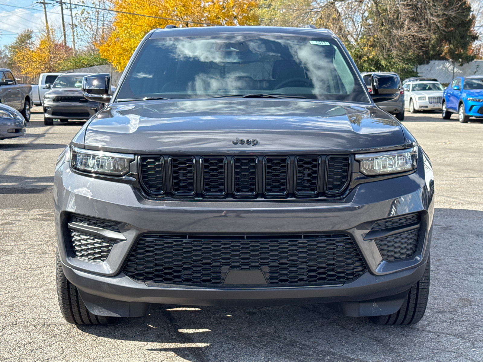 2025 Jeep Grand Cherokee Laredo 34