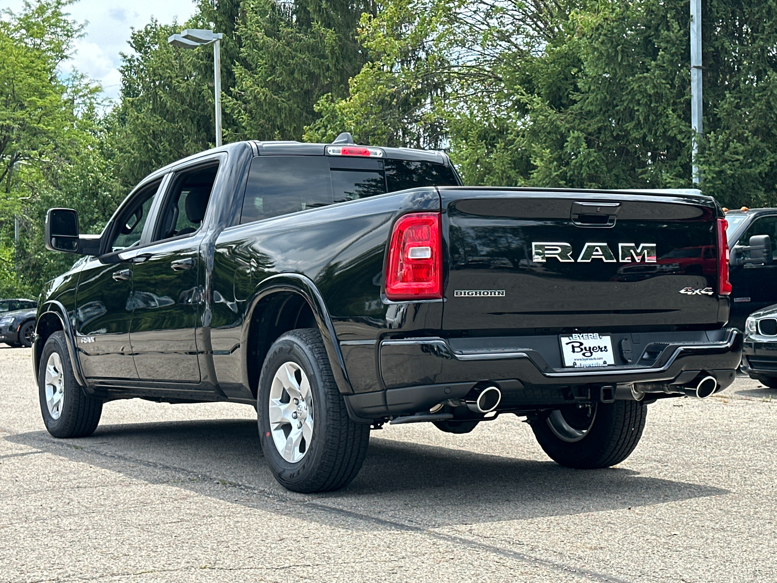 2025 Ram 1500 Big Horn/Lone Star 4