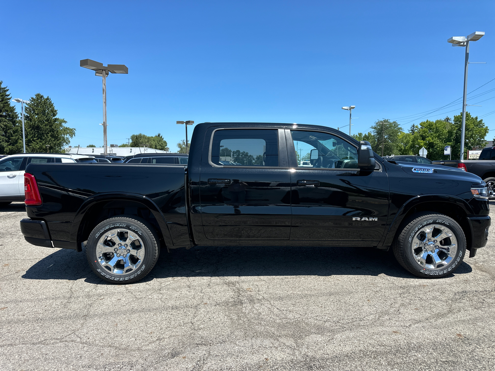 2025 Ram 1500 Big Horn/Lone Star 2