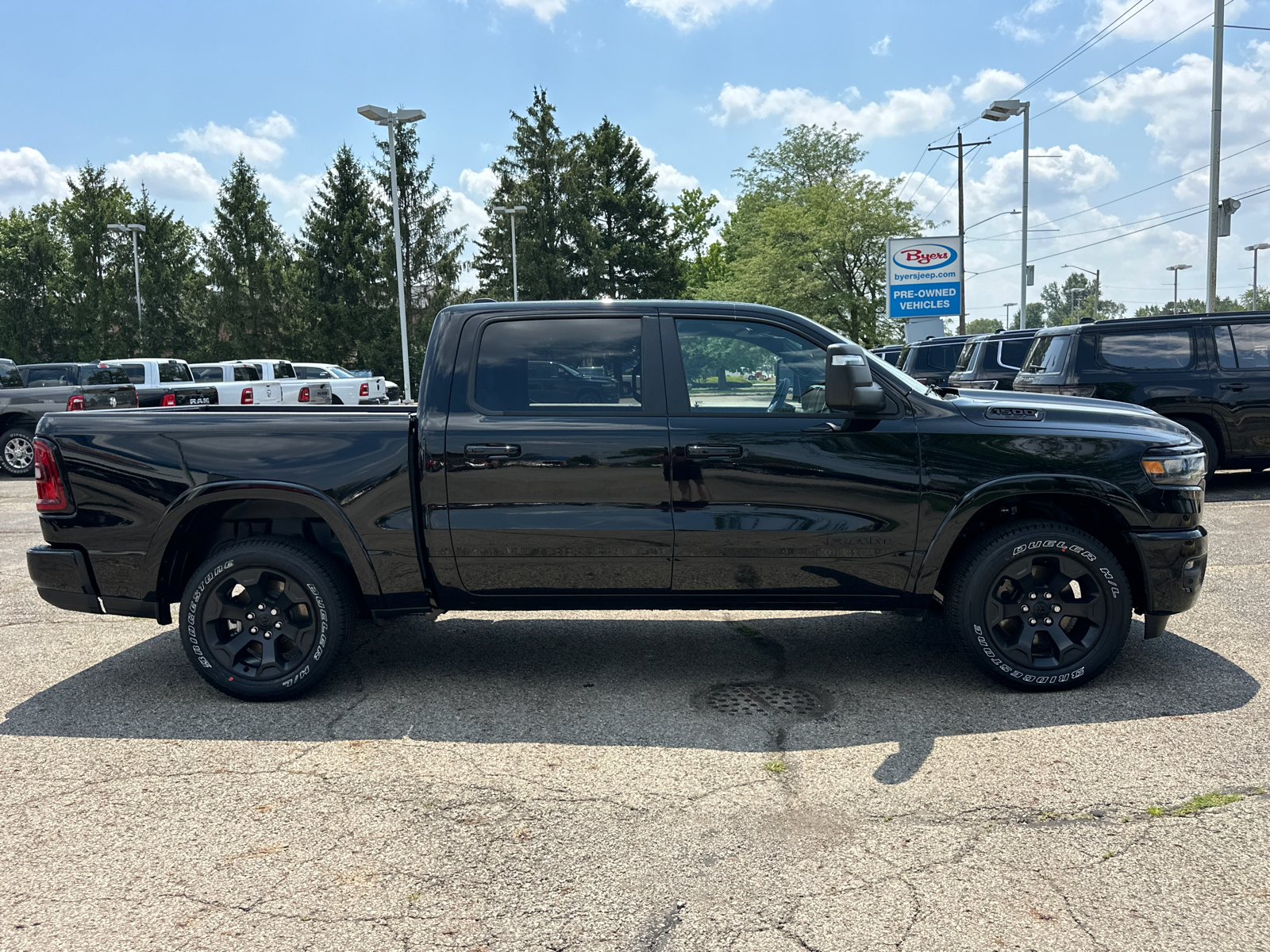 2025 Ram 1500 Big Horn/Lone Star 2