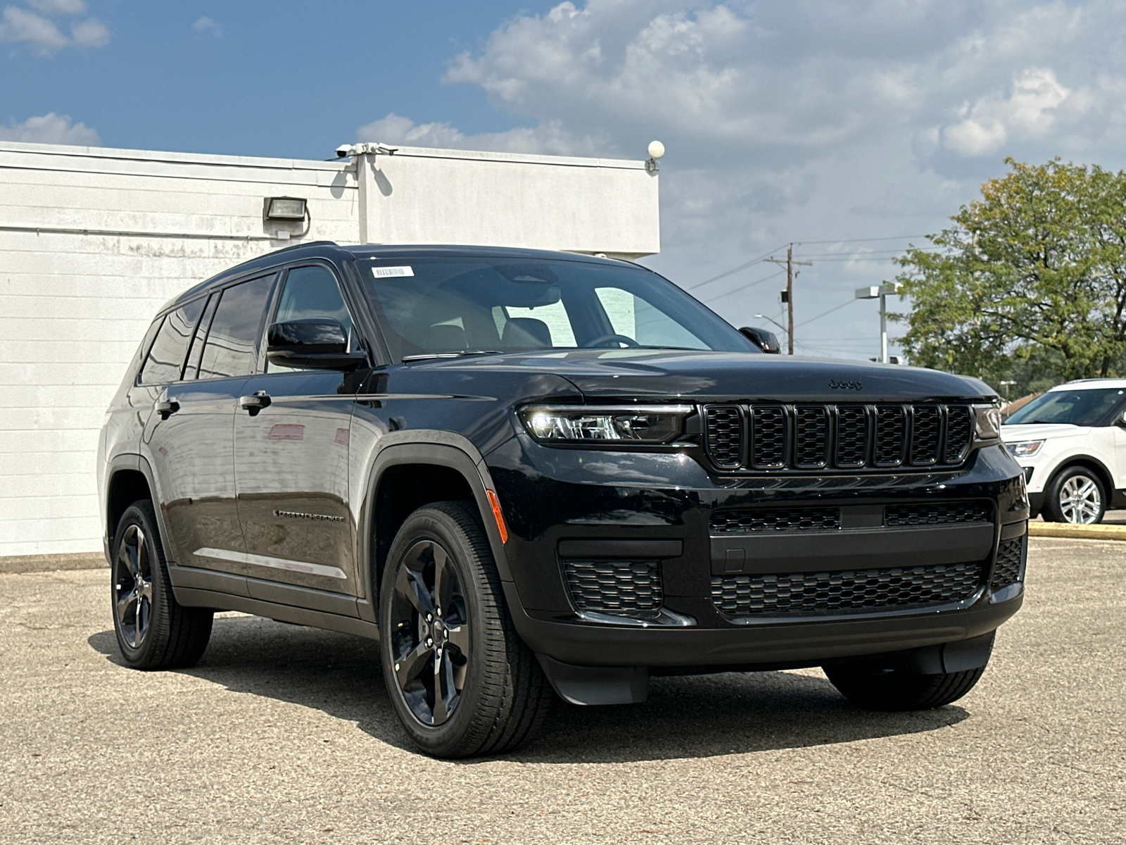 2025 Jeep Grand Cherokee L Altitude X 1