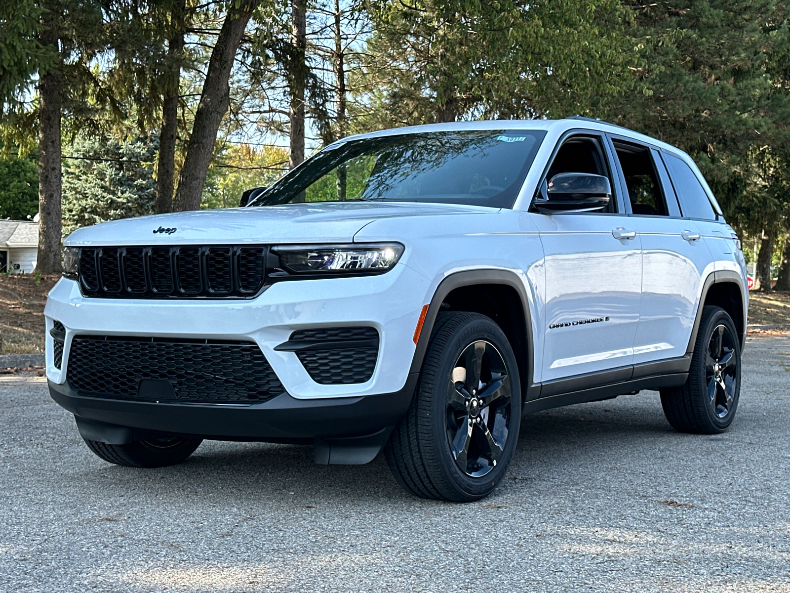 2025 Jeep Grand Cherokee Altitude X 5