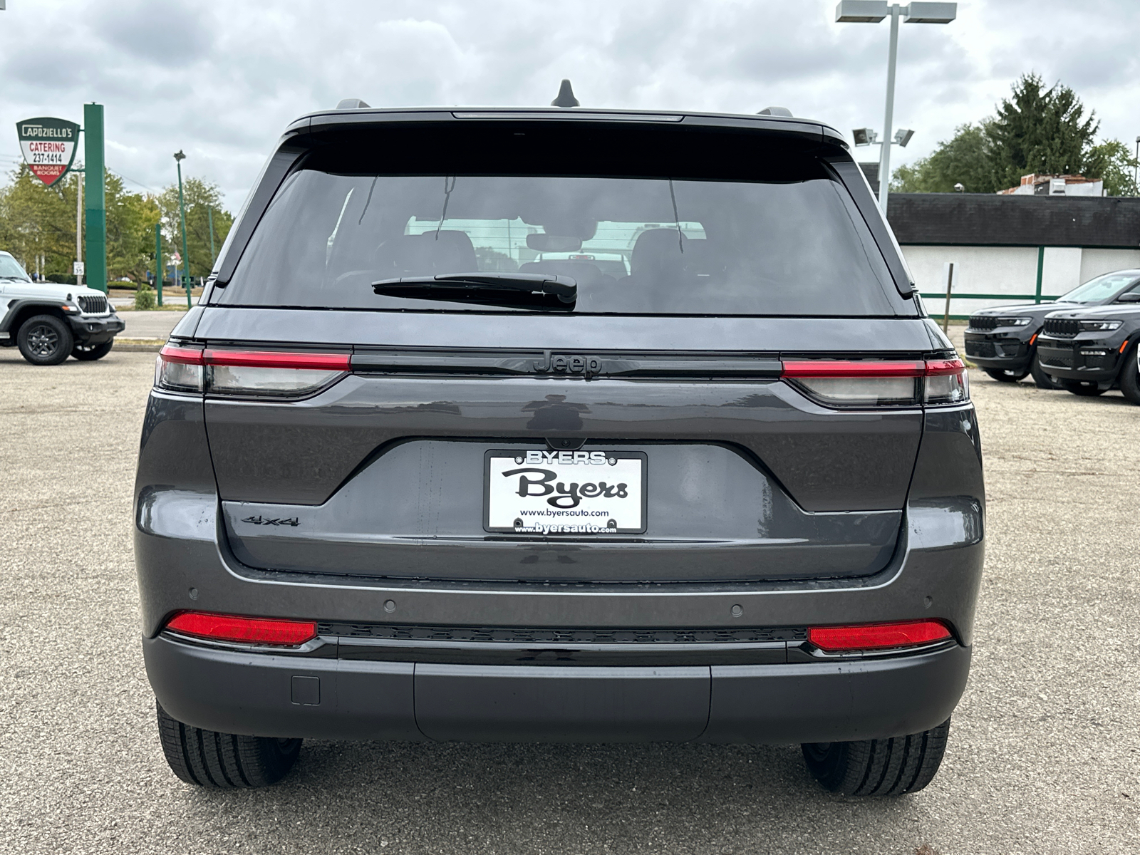 2025 Jeep Grand Cherokee Altitude X 32