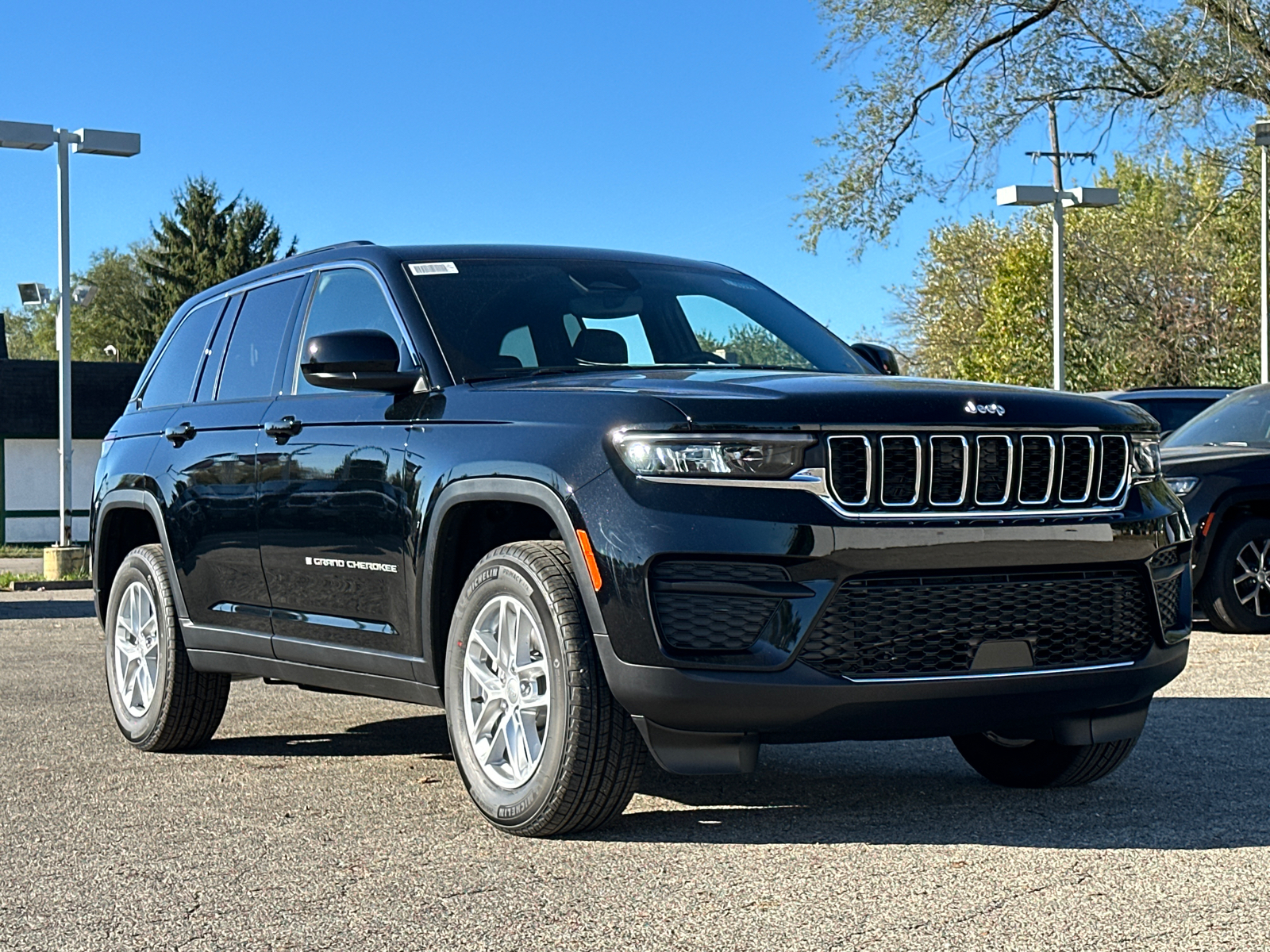 2025 Jeep Grand Cherokee Laredo X 1