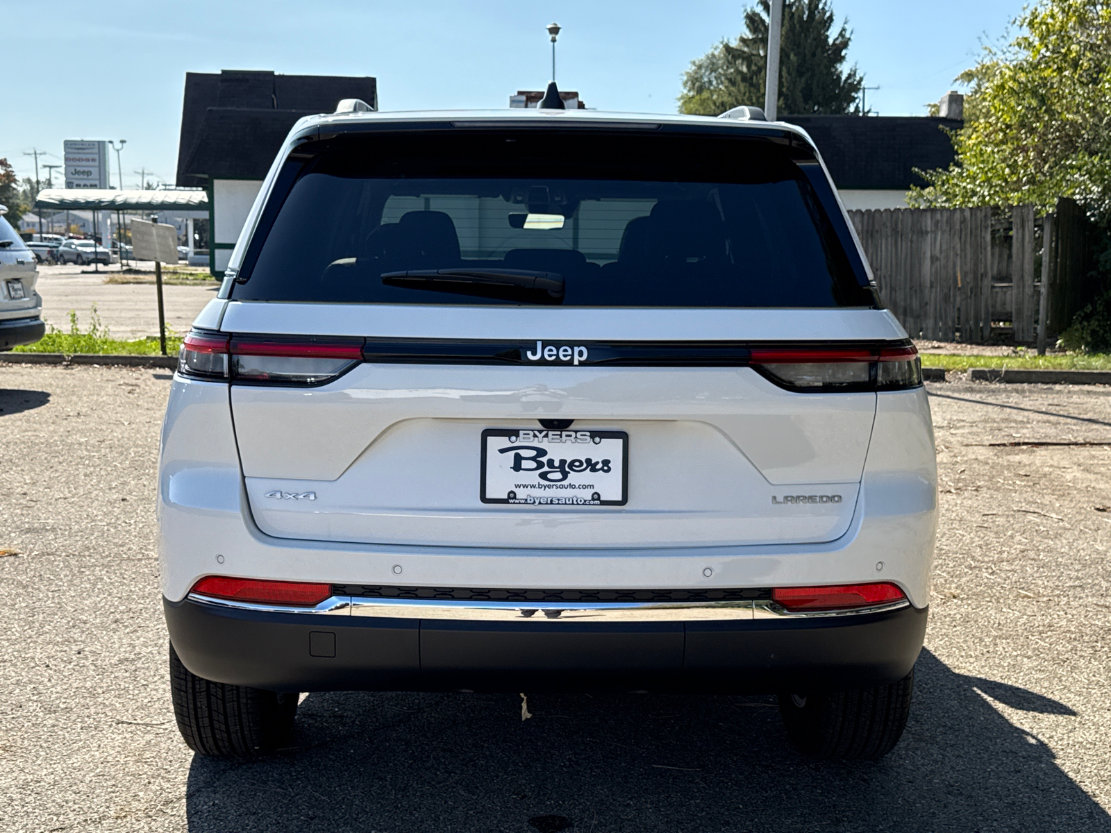 2025 Jeep Grand Cherokee Laredo 31