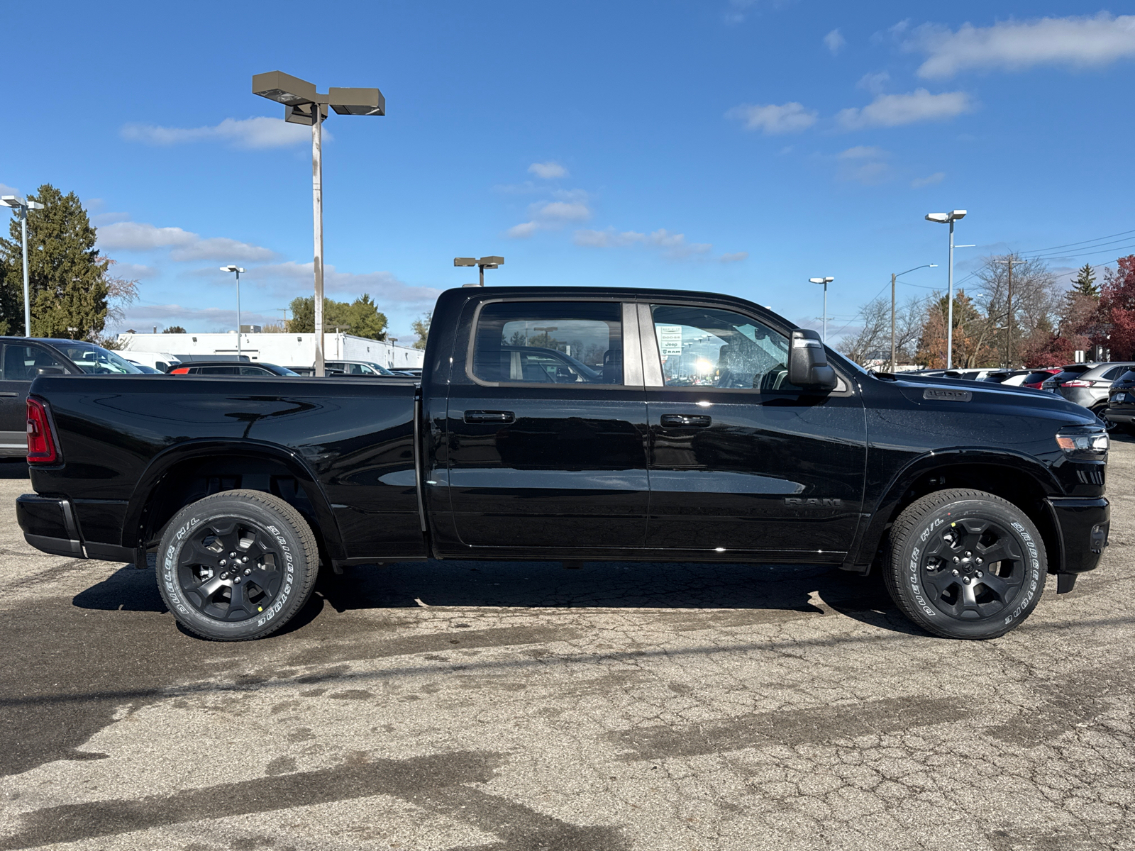 2025 Ram 1500 Big Horn/Lone Star 2