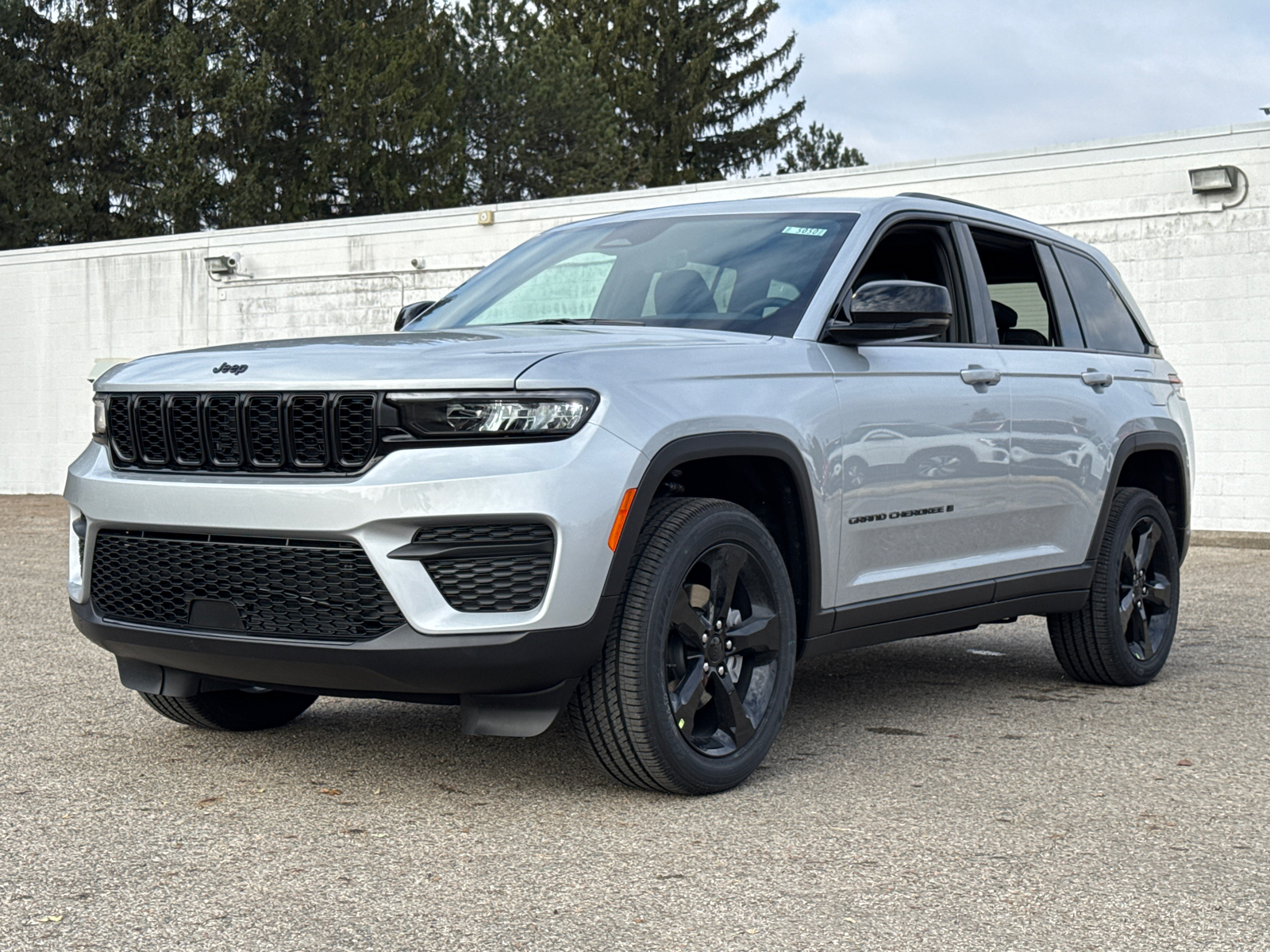 2025 Jeep Grand Cherokee Altitude X 5