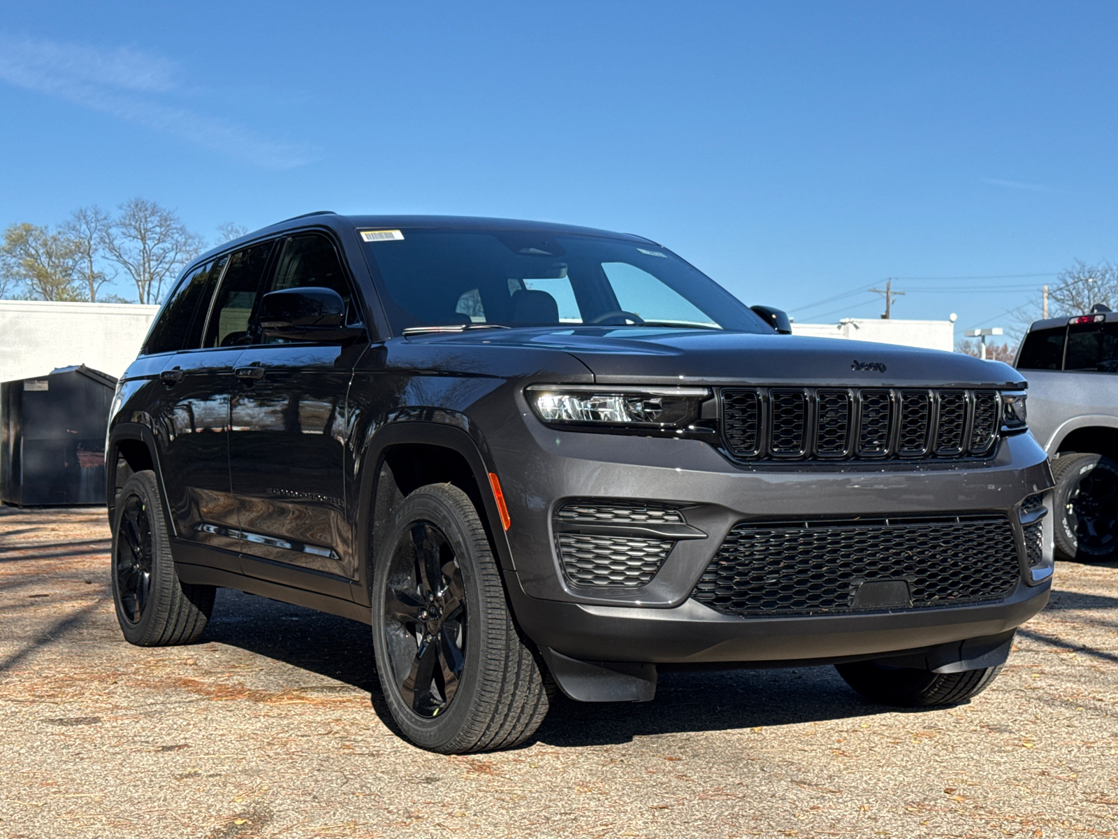 2025 Jeep Grand Cherokee Altitude X 1