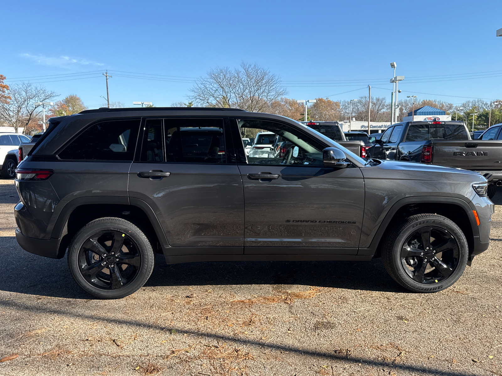 2025 Jeep Grand Cherokee Altitude X 2