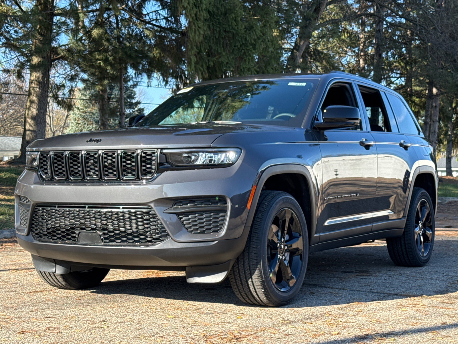 2025 Jeep Grand Cherokee Altitude X 5