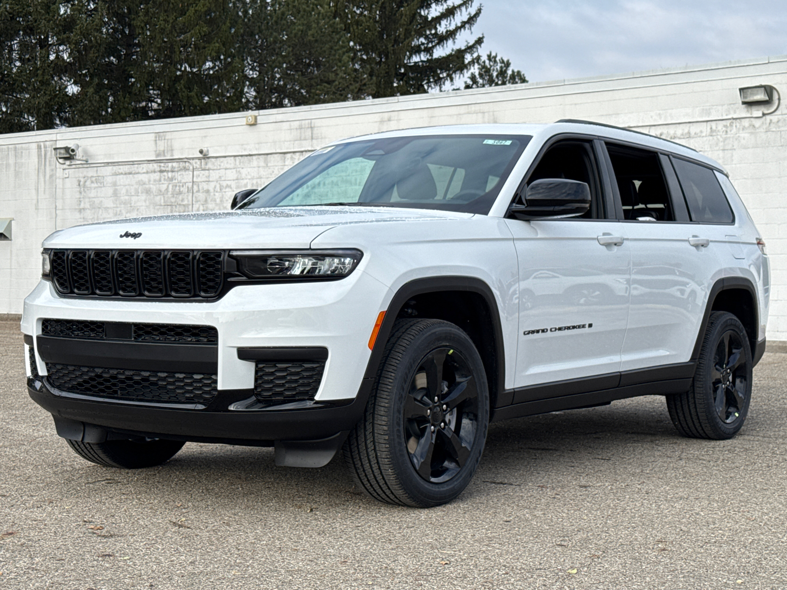 2025 Jeep Grand Cherokee L Altitude X 5