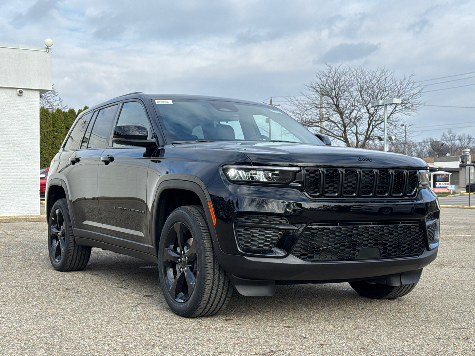 2025 Jeep Grand Cherokee Altitude X 1