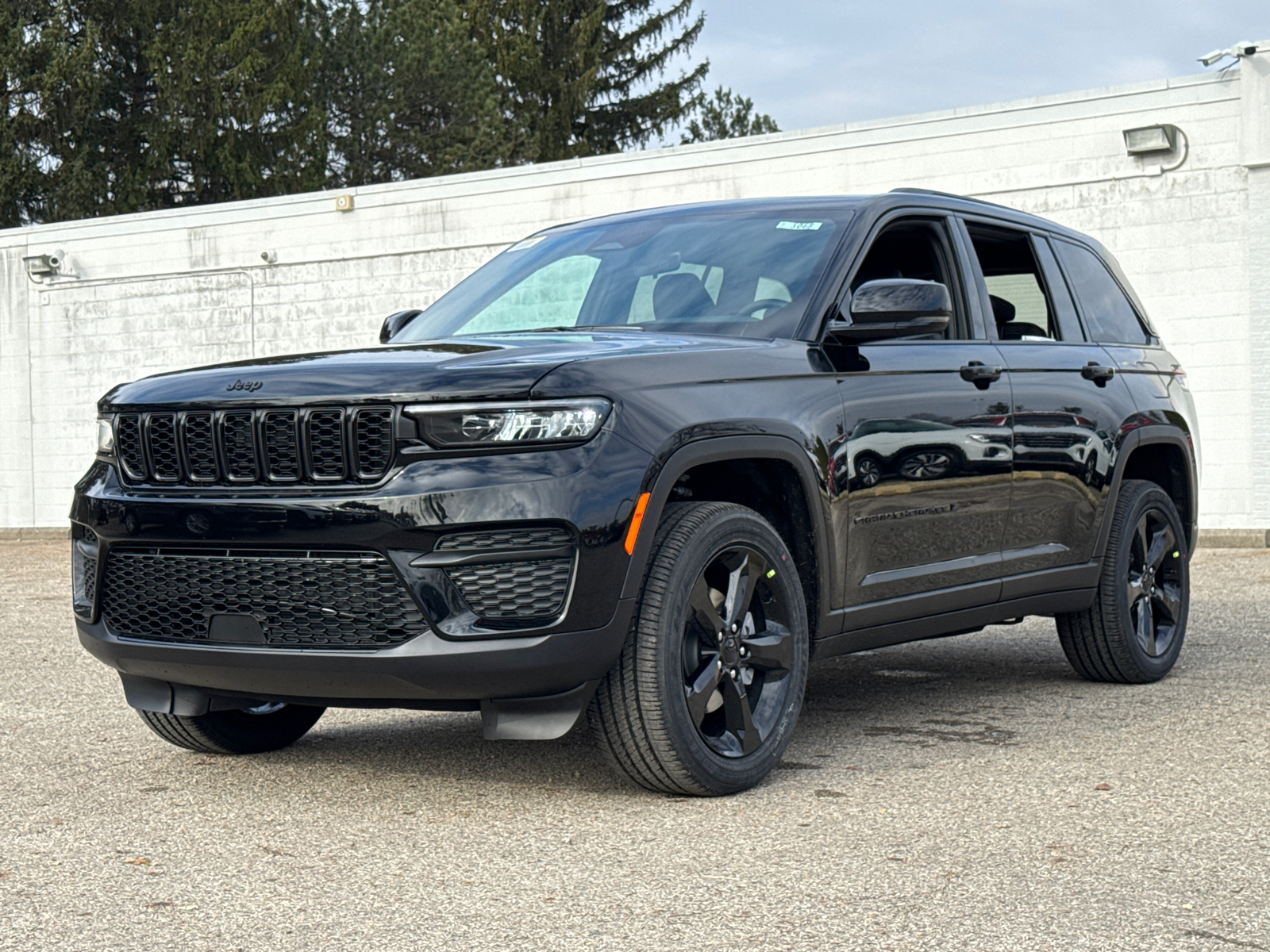 2025 Jeep Grand Cherokee Altitude X 5