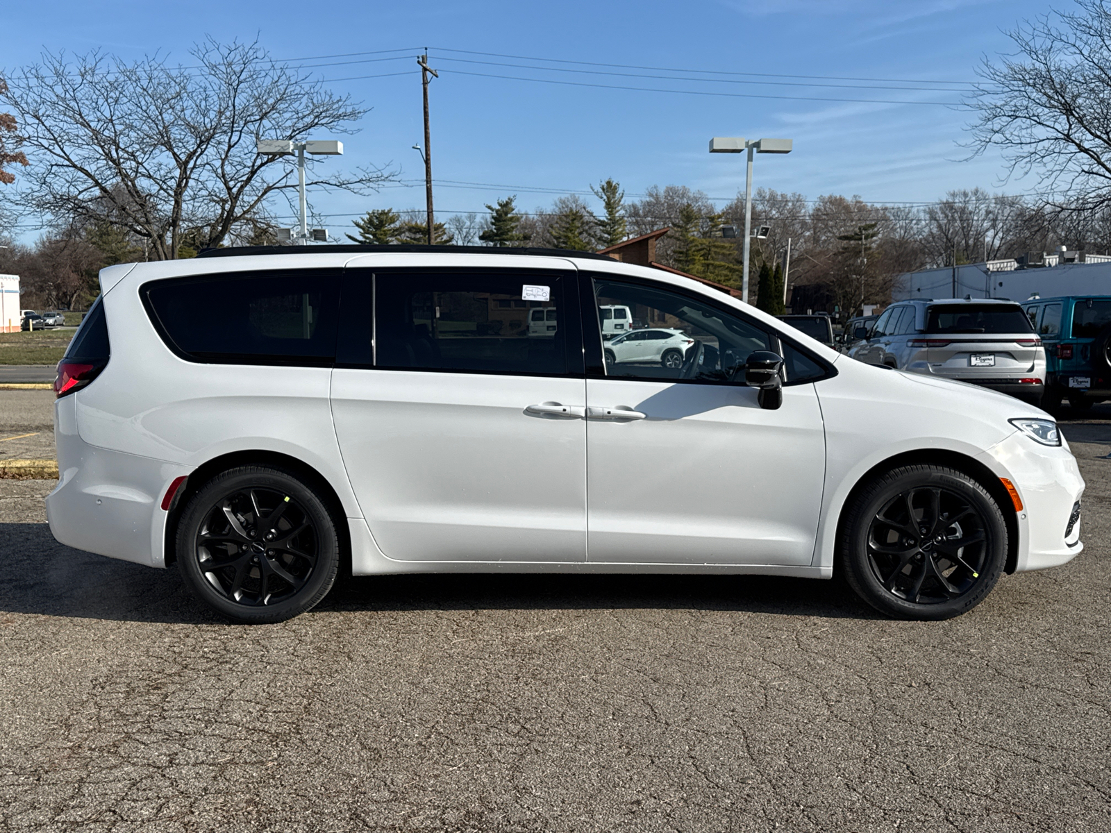 2025 Chrysler Pacifica Limited 2