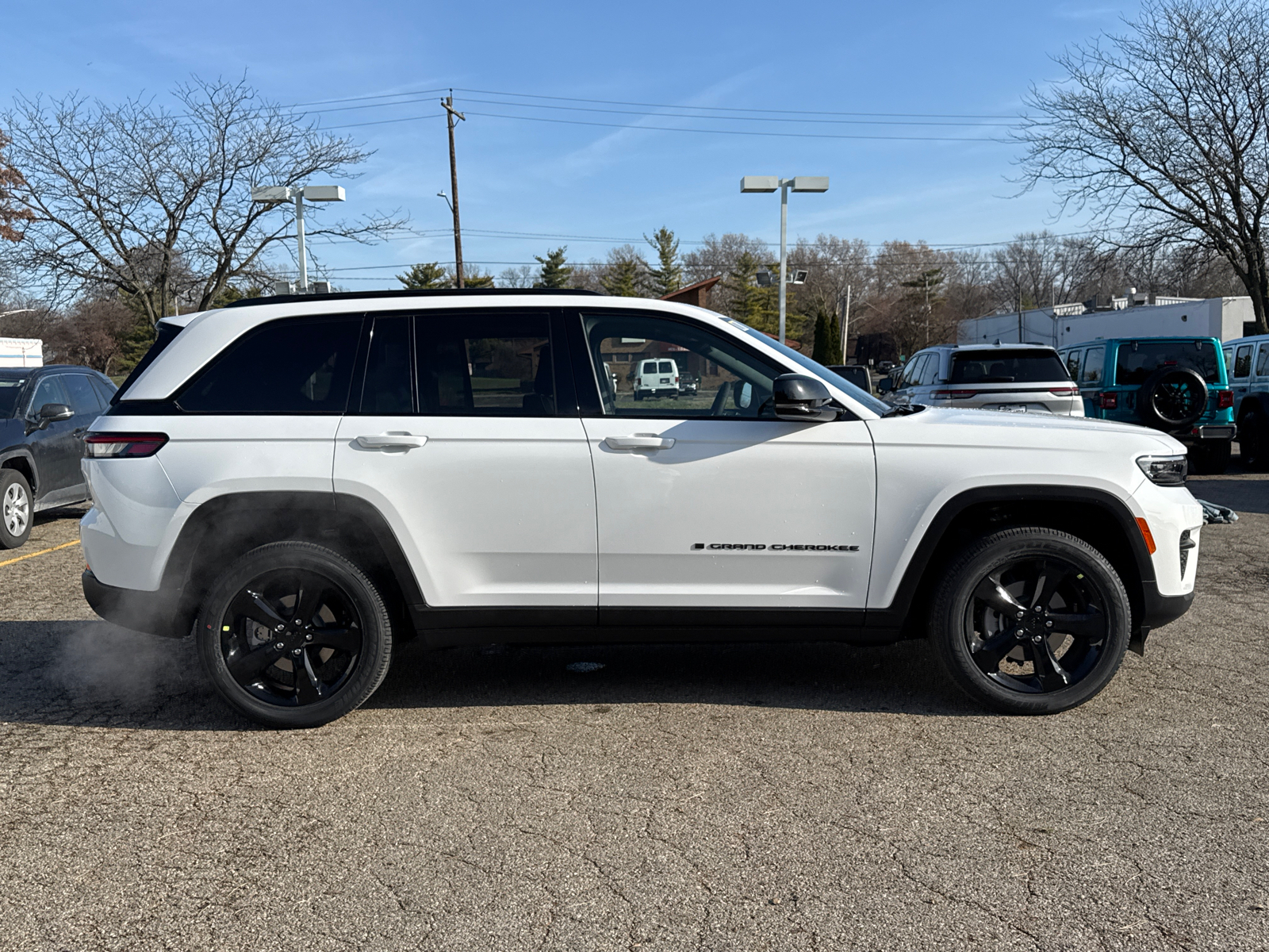 2025 Jeep Grand Cherokee Altitude X 2