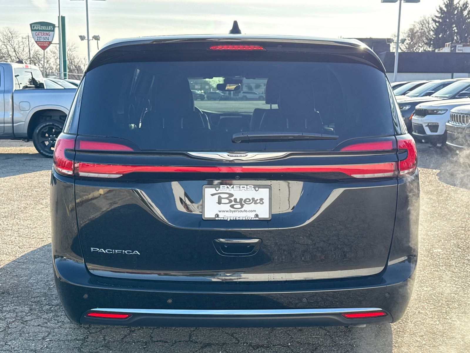 2025 Chrysler Pacifica Select 34