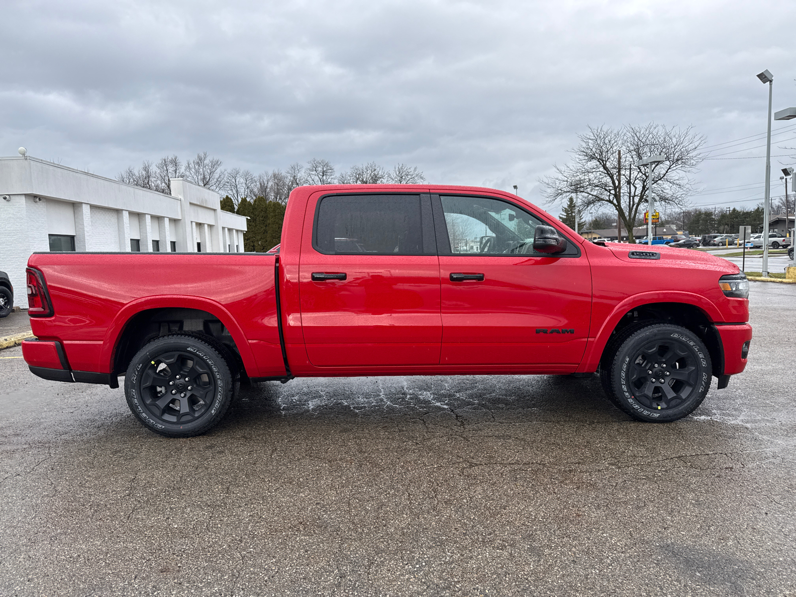 2025 Ram 1500 Big Horn/Lone Star 2