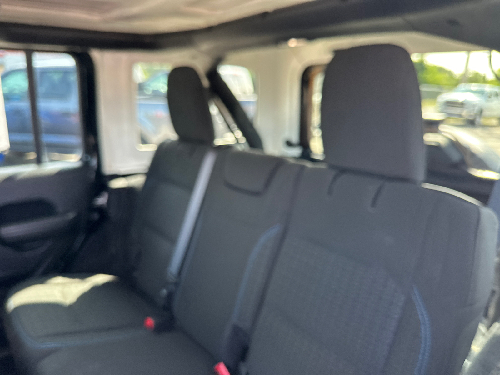 2021 Jeep Wrangler Unlimited Islander 25