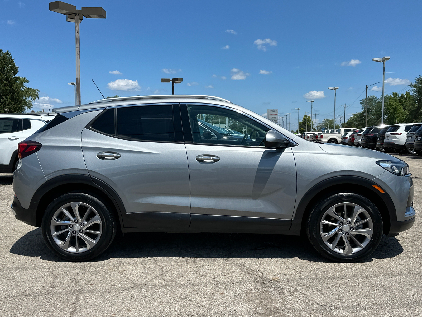 2023 Buick Encore GX Essence 2