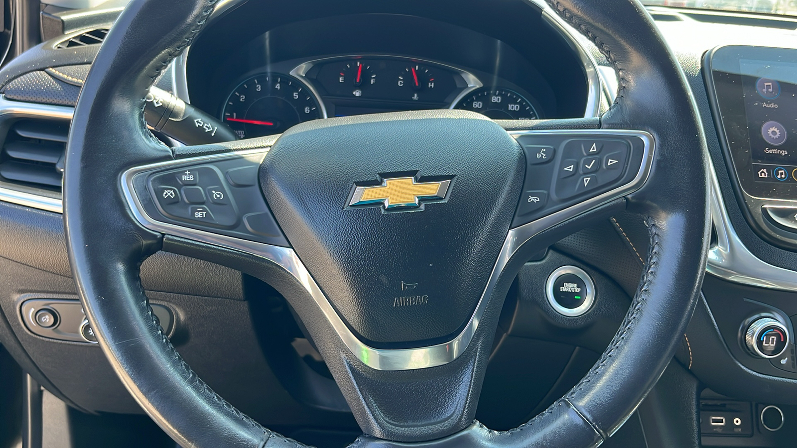 2019 Chevrolet Equinox Premier 31