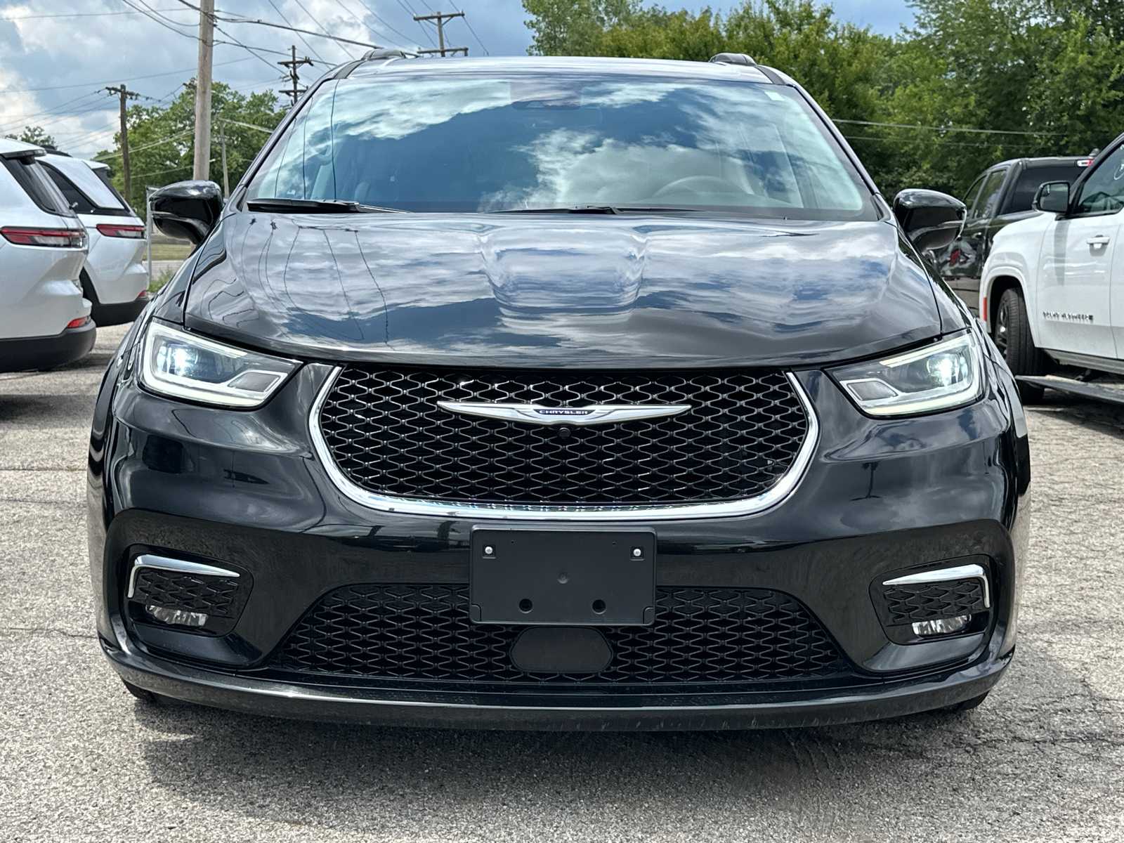 2022 Chrysler Pacifica Touring L 35