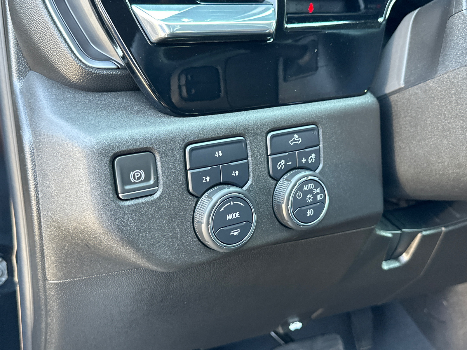 2024 Chevrolet Silverado 2500HD LT 11