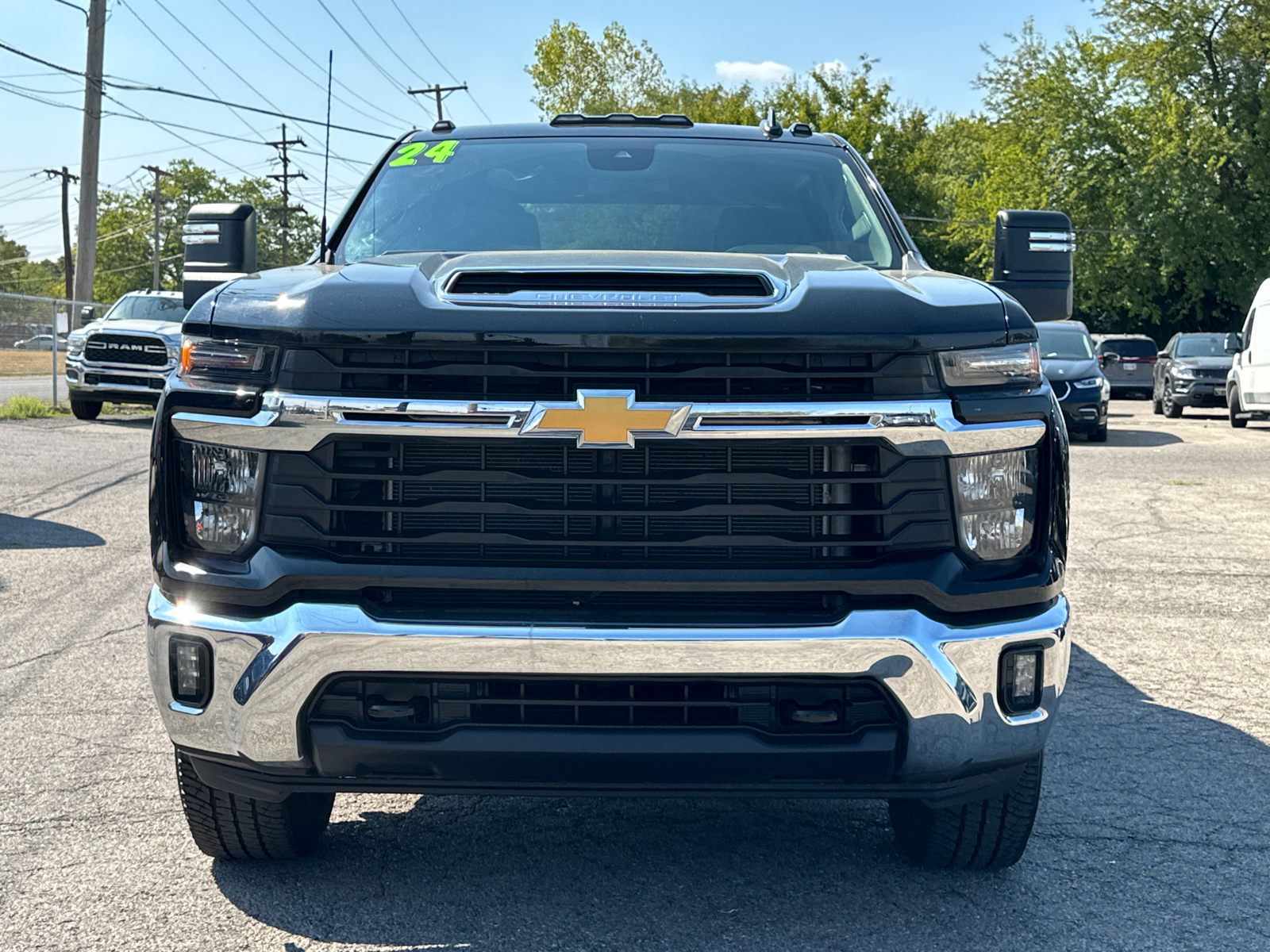 2024 Chevrolet Silverado 2500HD LT 32