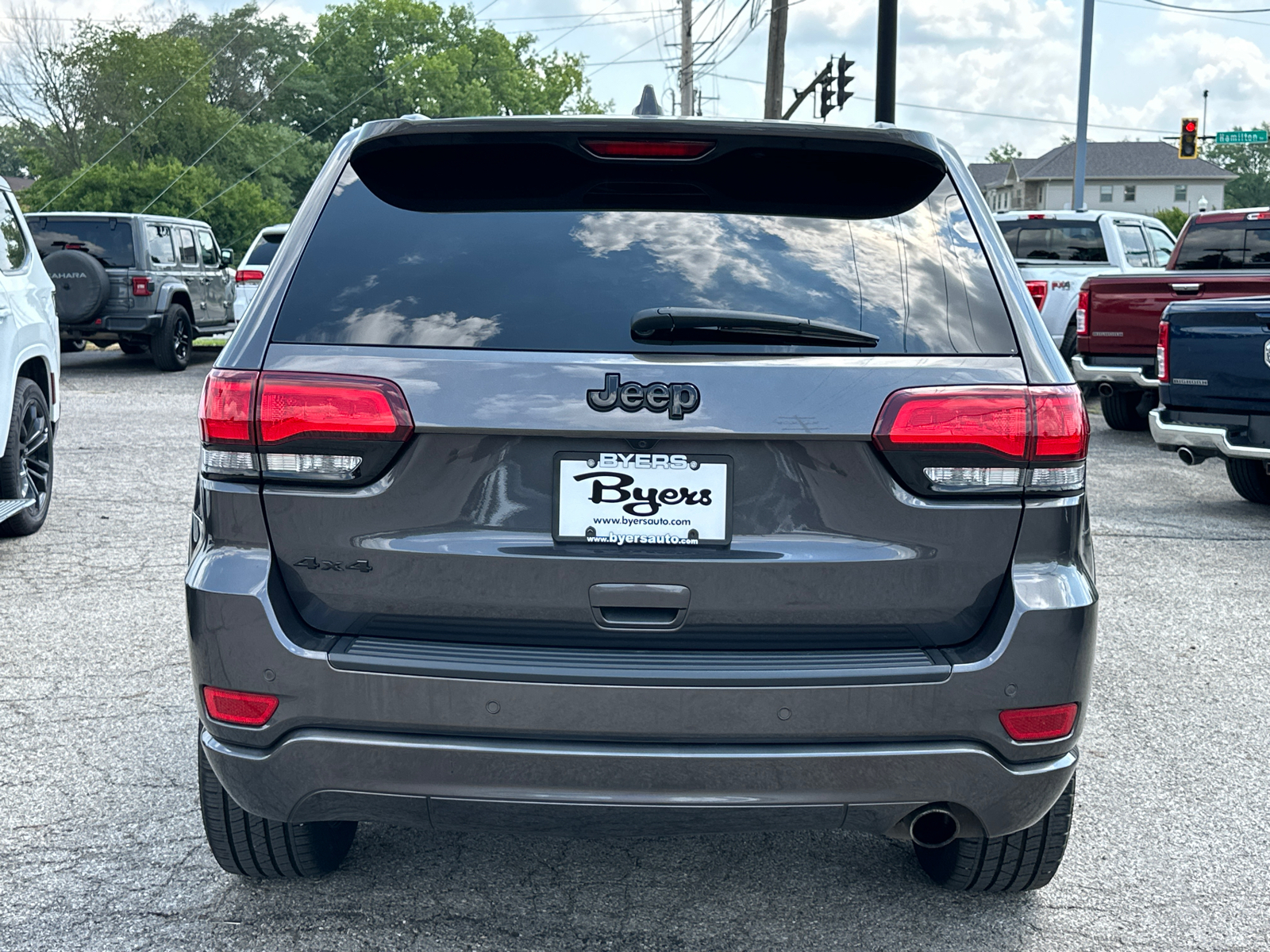 2019 Jeep Grand Cherokee Altitude 32